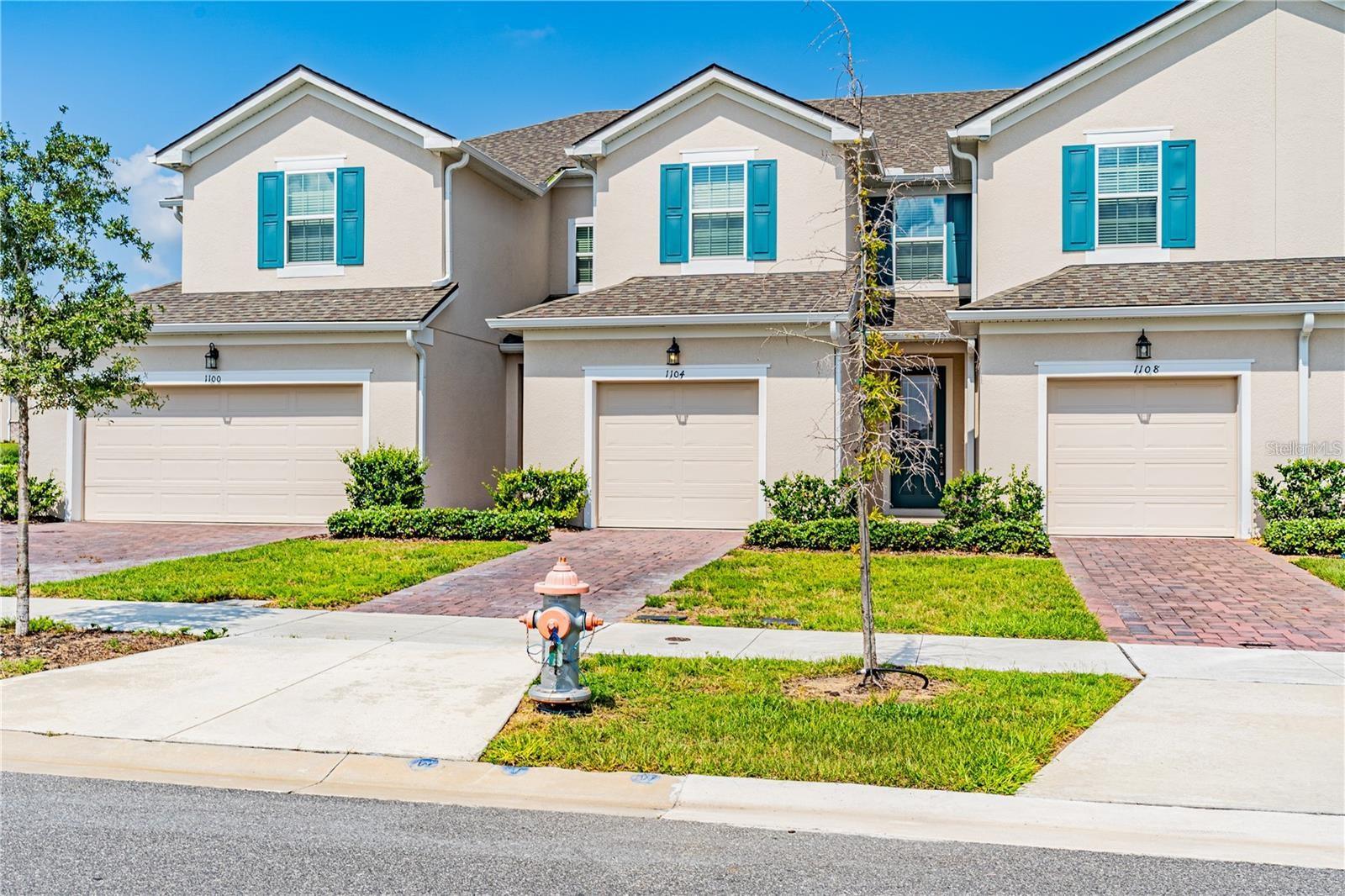 1104 Lakeshore Breeze Pl, FL
