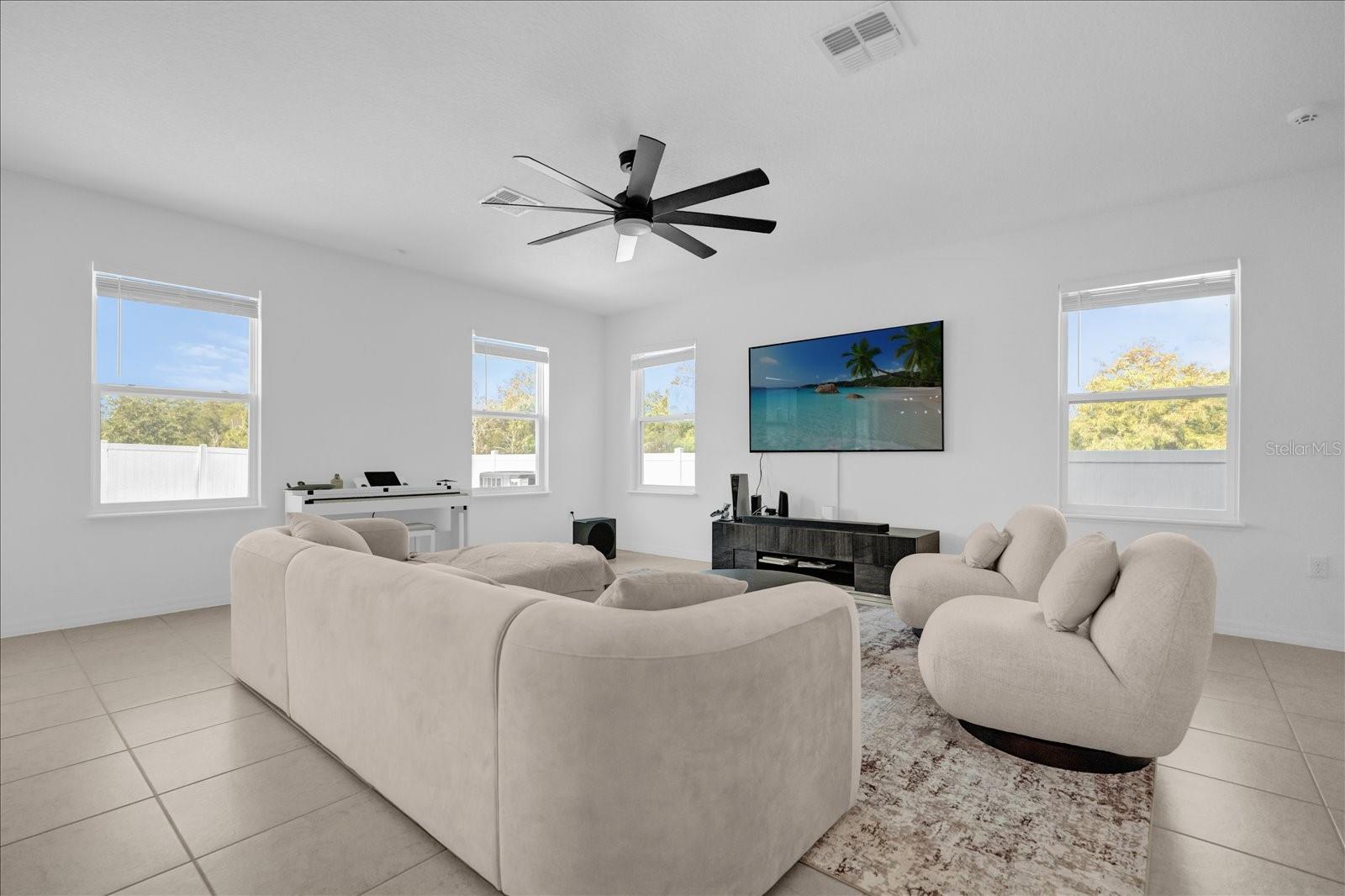 4432 Desert Rose Avenue, FL