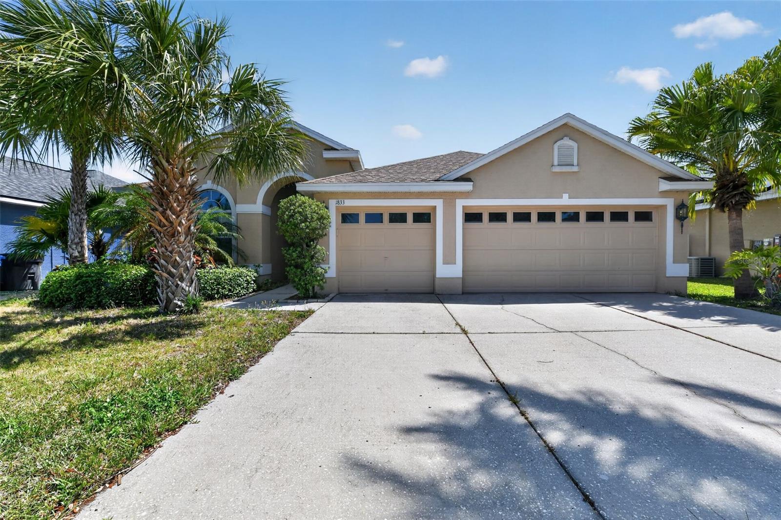 1833 Mira Lago Cir, FL