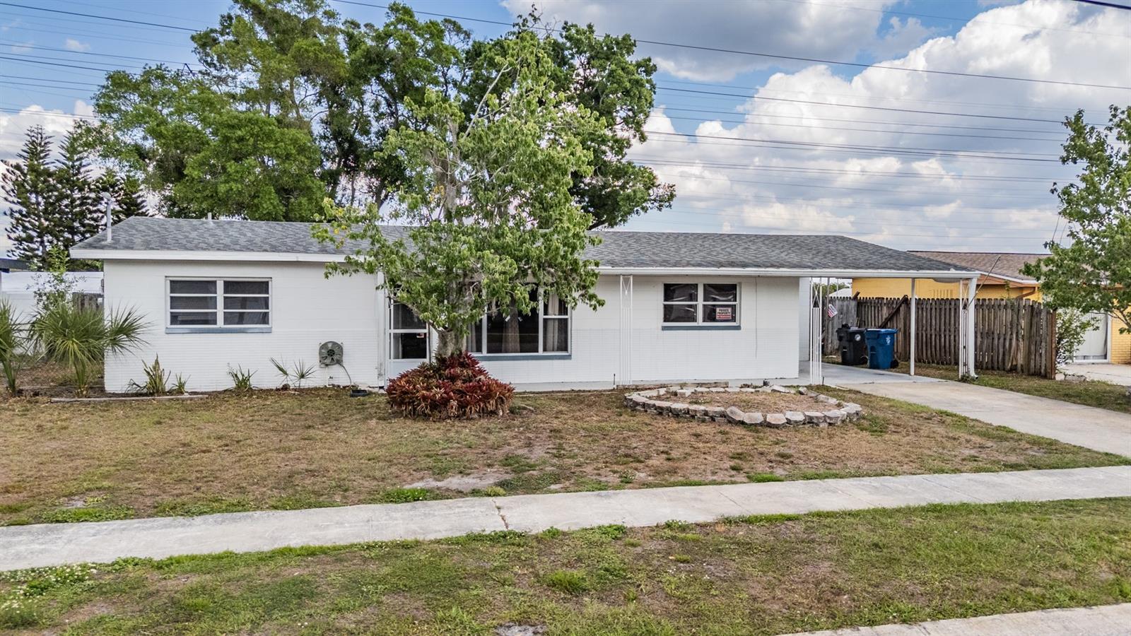 307 Country Club Drive, FL