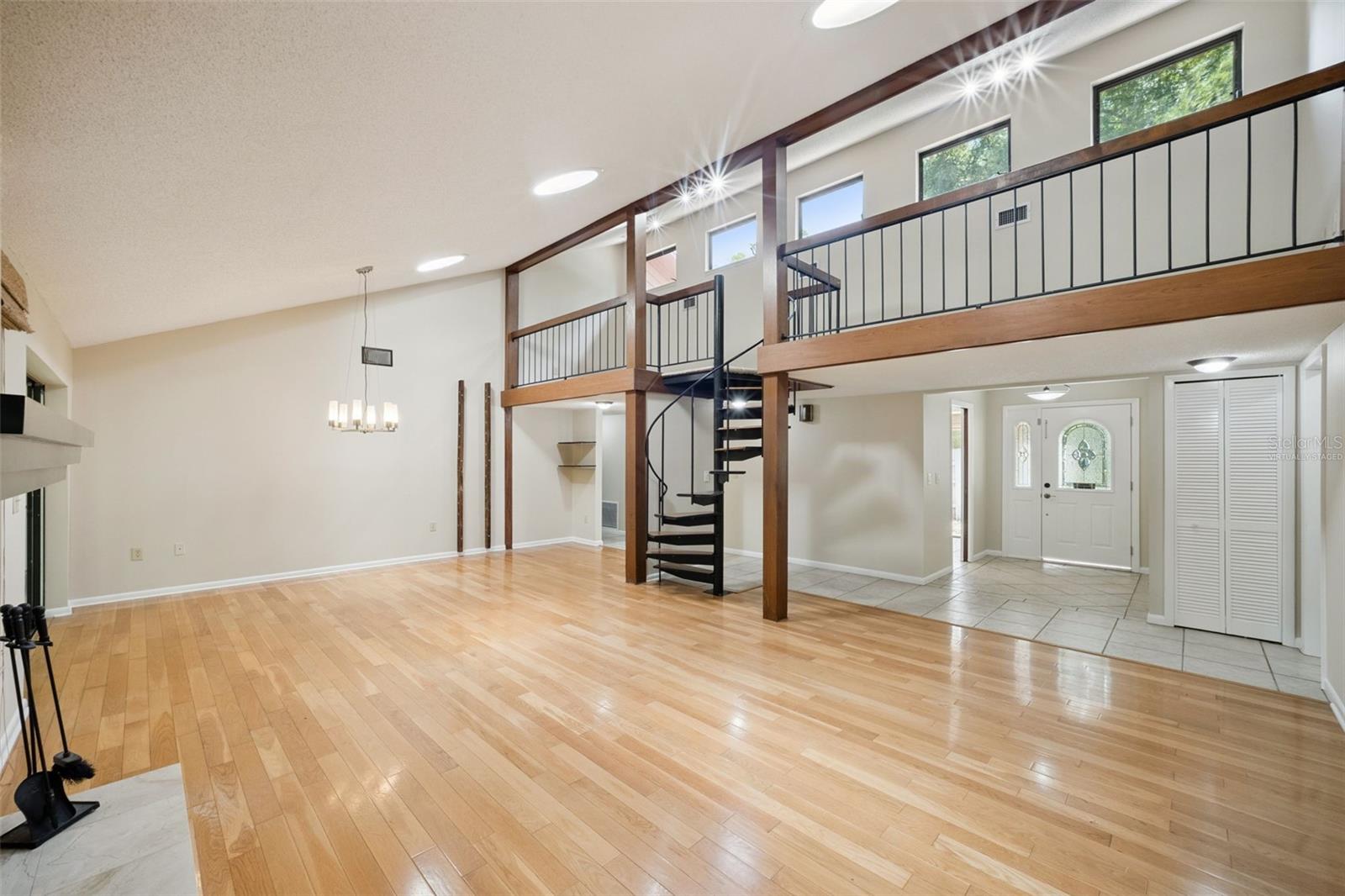 424 Knoll Tree Lane, FL