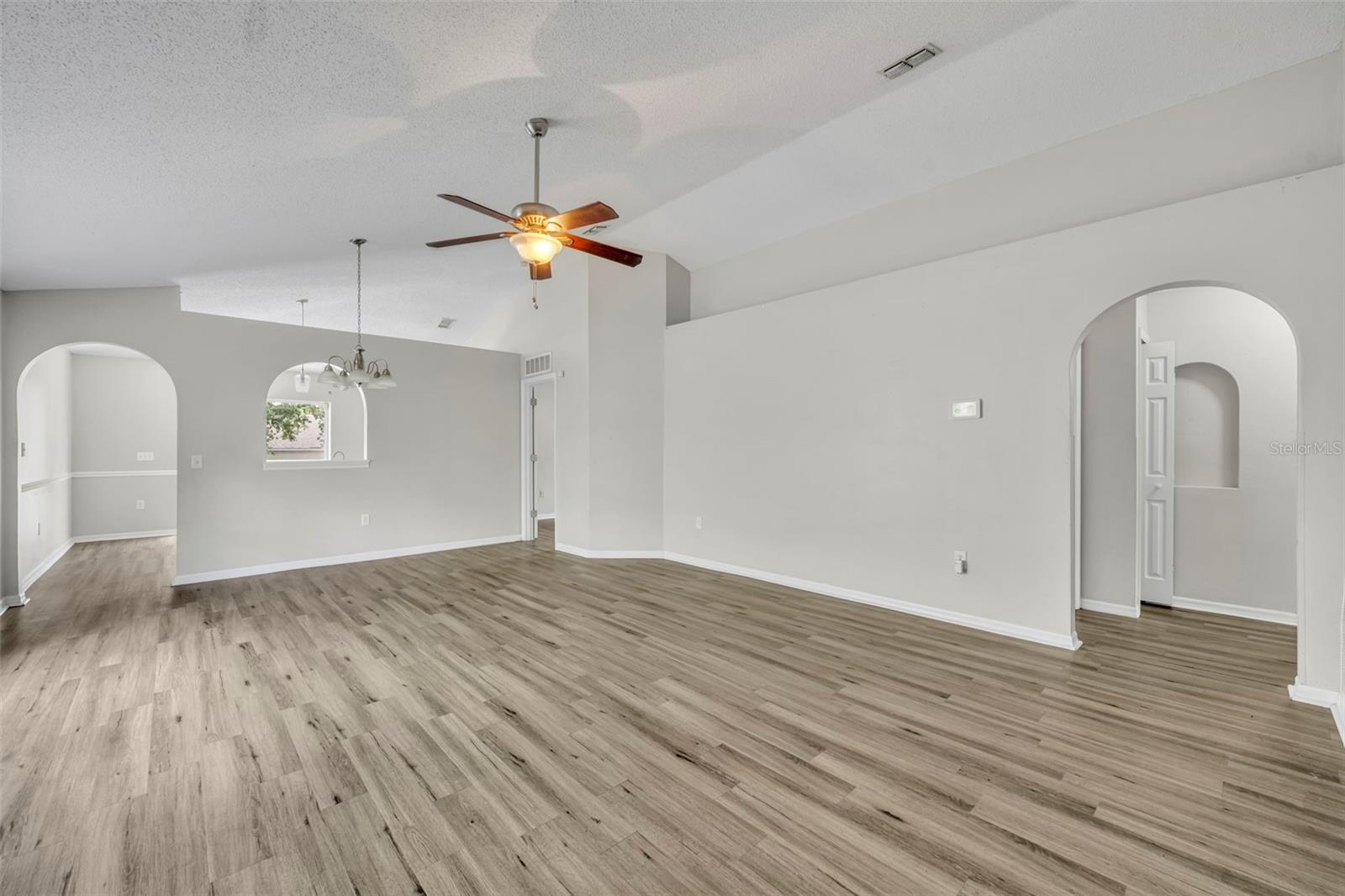 3147 Whispering Trails Street, FL