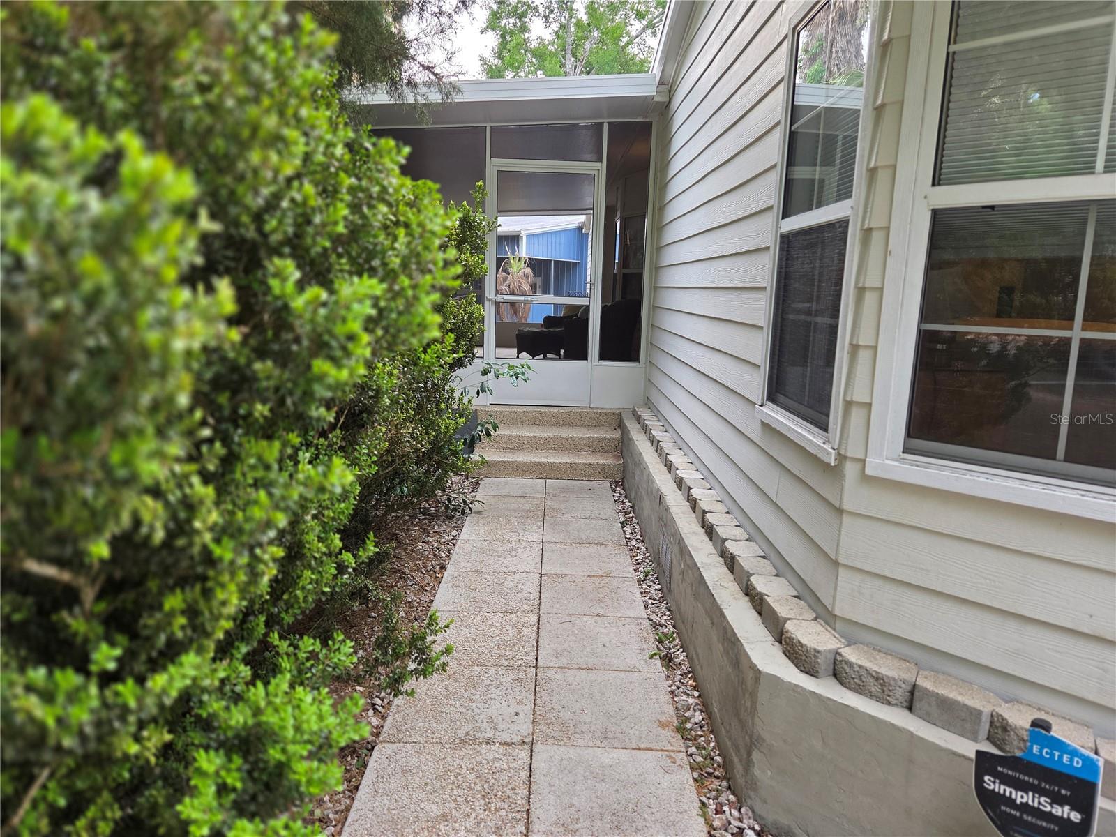 421 Margaret St, FL
