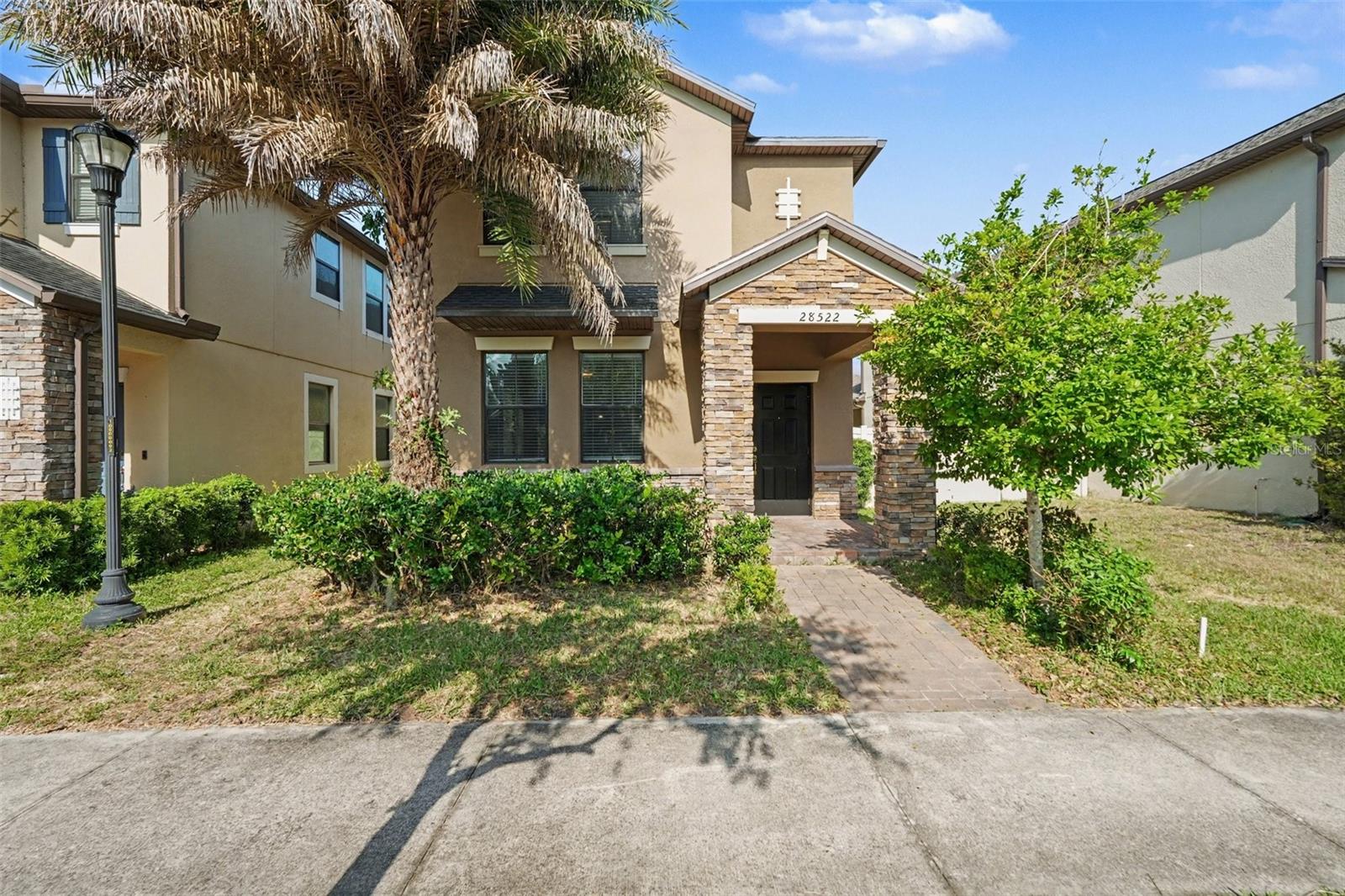 28522 E Pleasant Bay Loop, FL