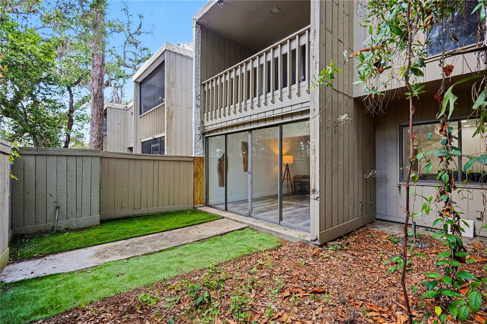 109 Crown Oaks Way #109, FL