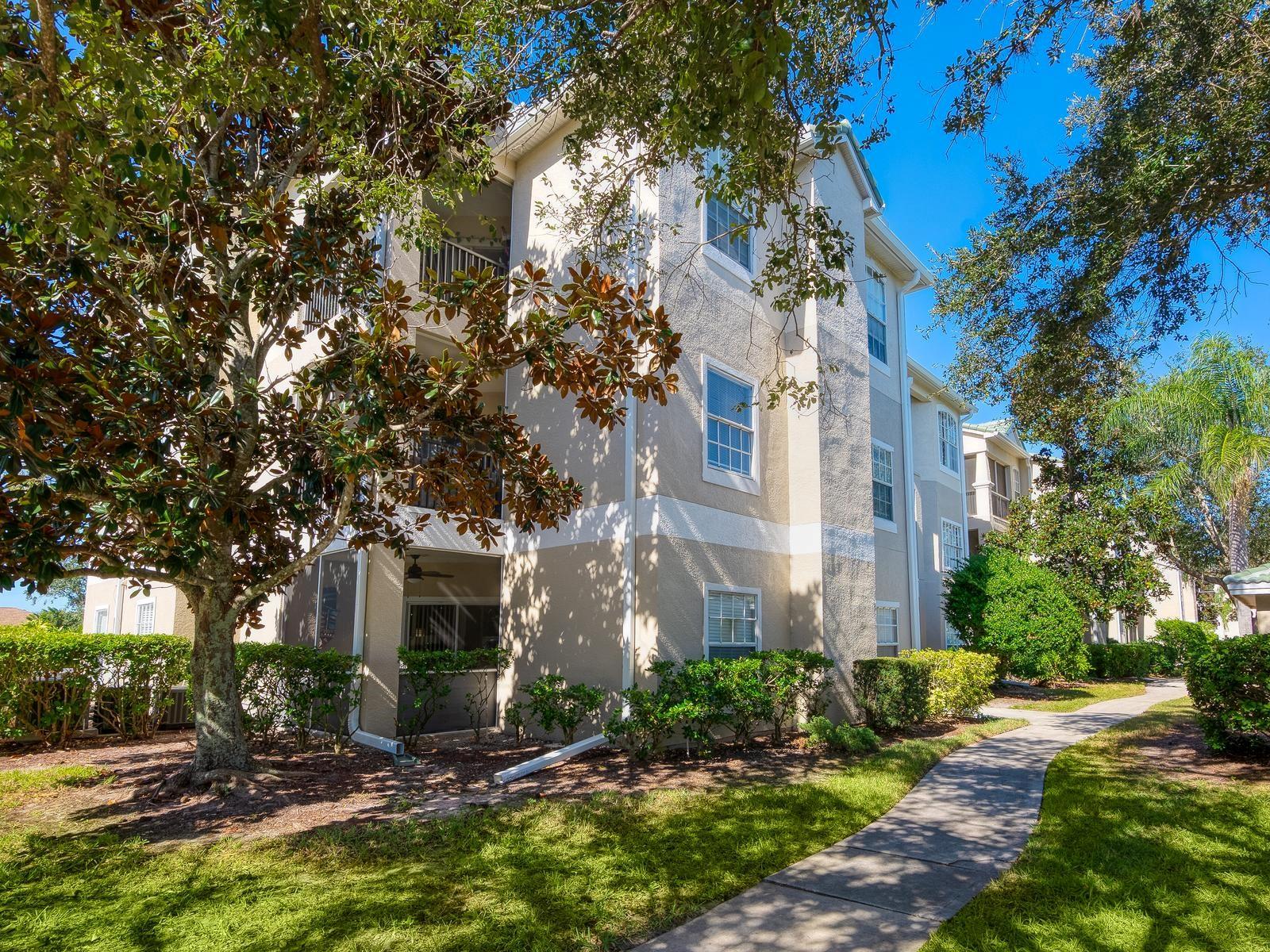 5168 Northridge Rd #102, FL