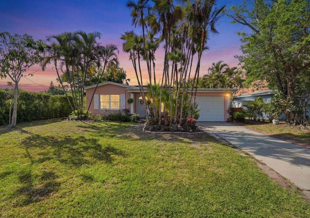 6650 Hibiscus Ave S, FL