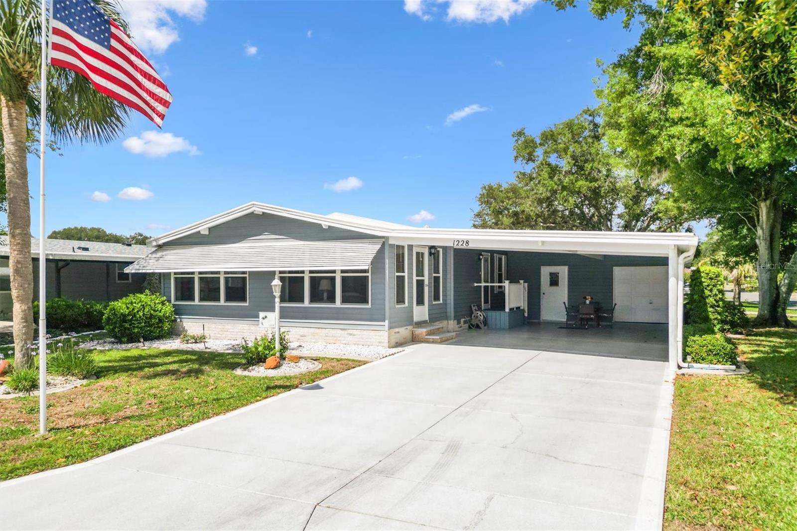 1228 Palmetto Drive, FL