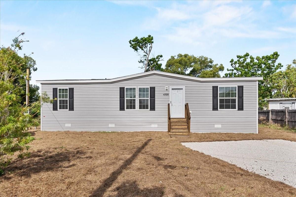 1909 Pleasure Dr, FL