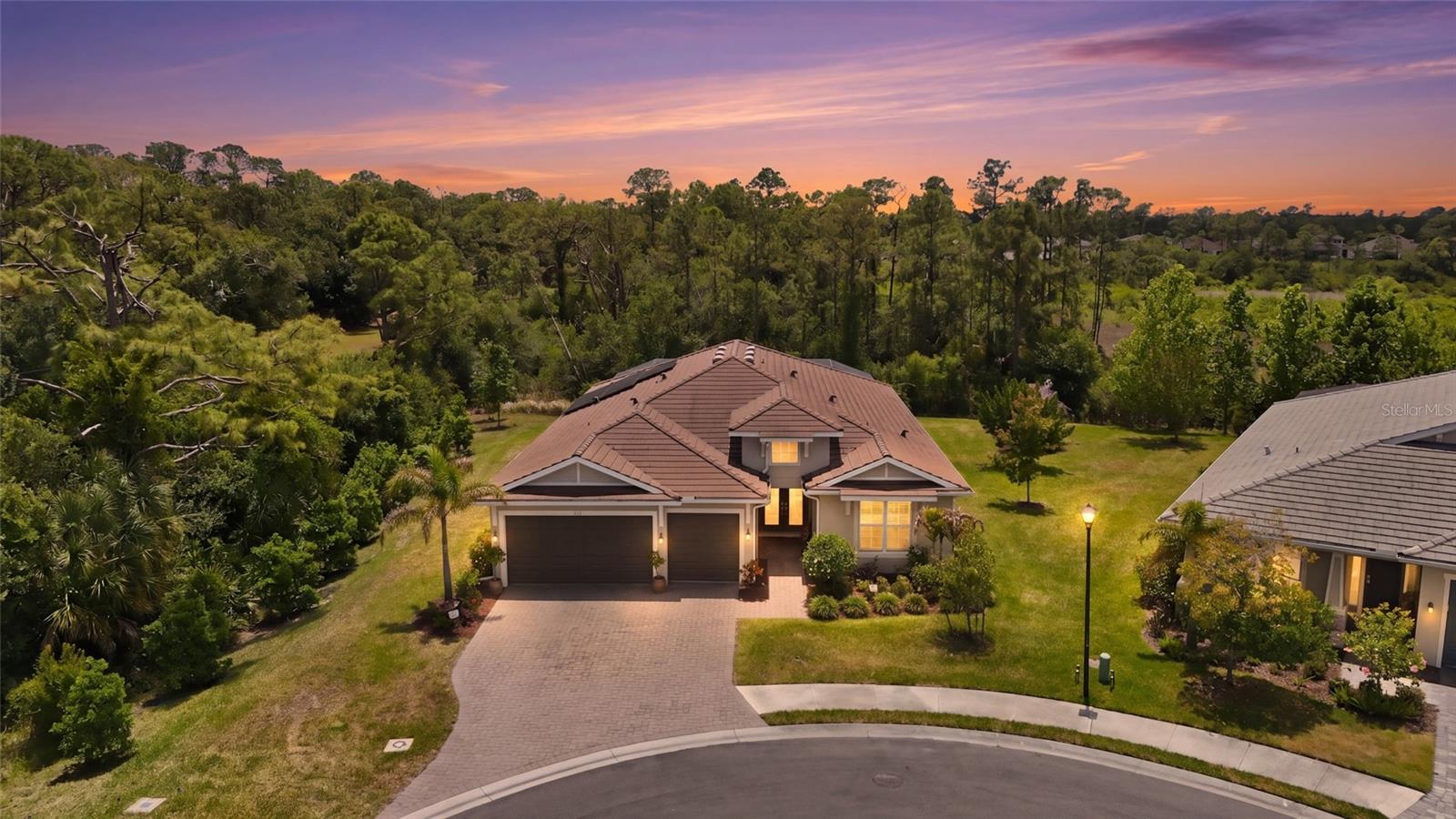 617 Mistiflower Circle, FL