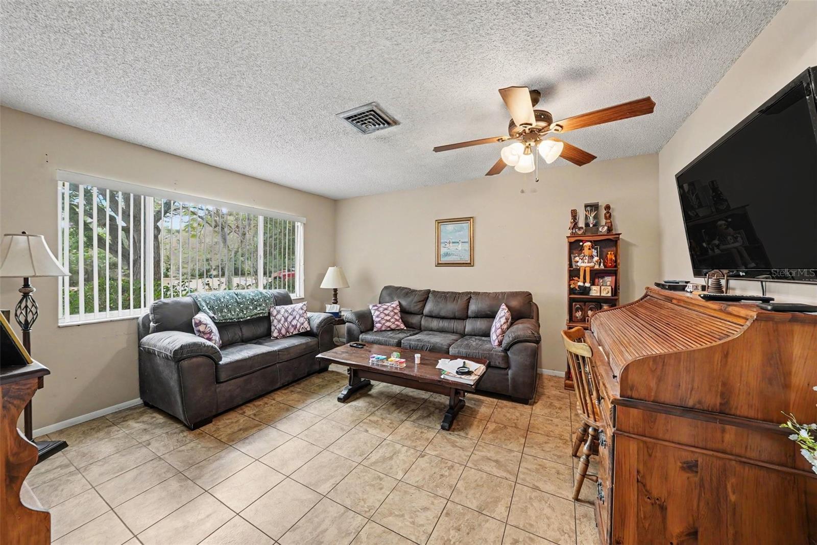 12706 Whisper Circle, FL