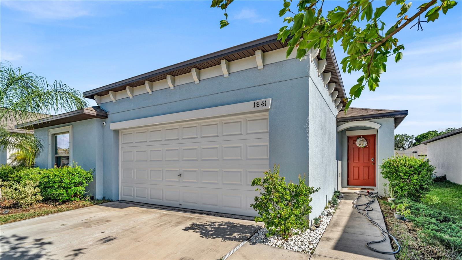 1841 Crinkle Leaf Court, FL
