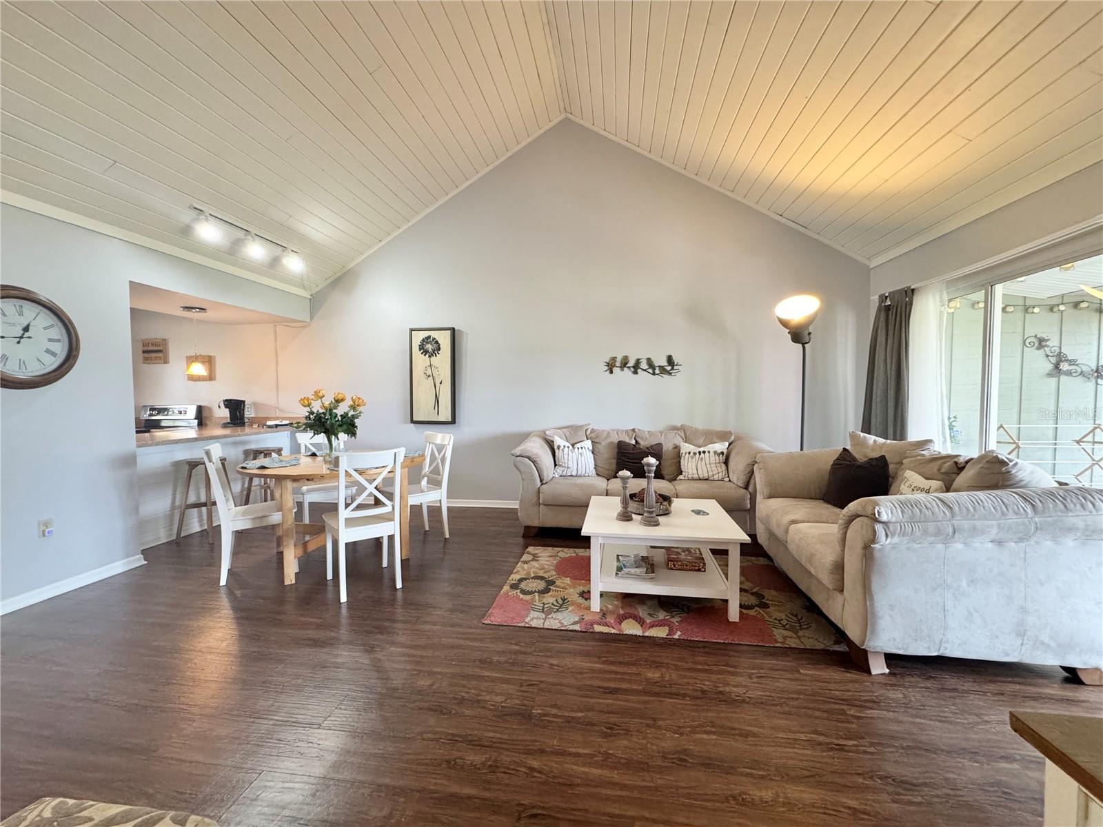 1106 Villa Lane, FL