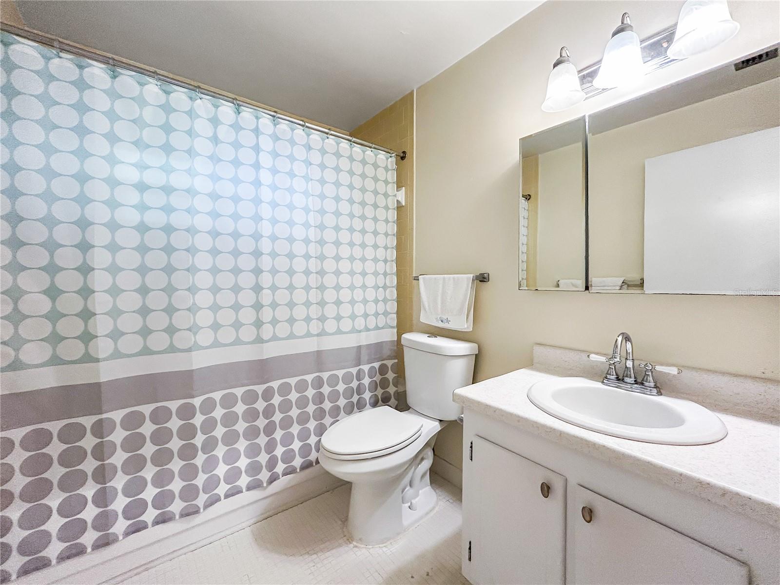 1706 Belleair Forest Drive, FL