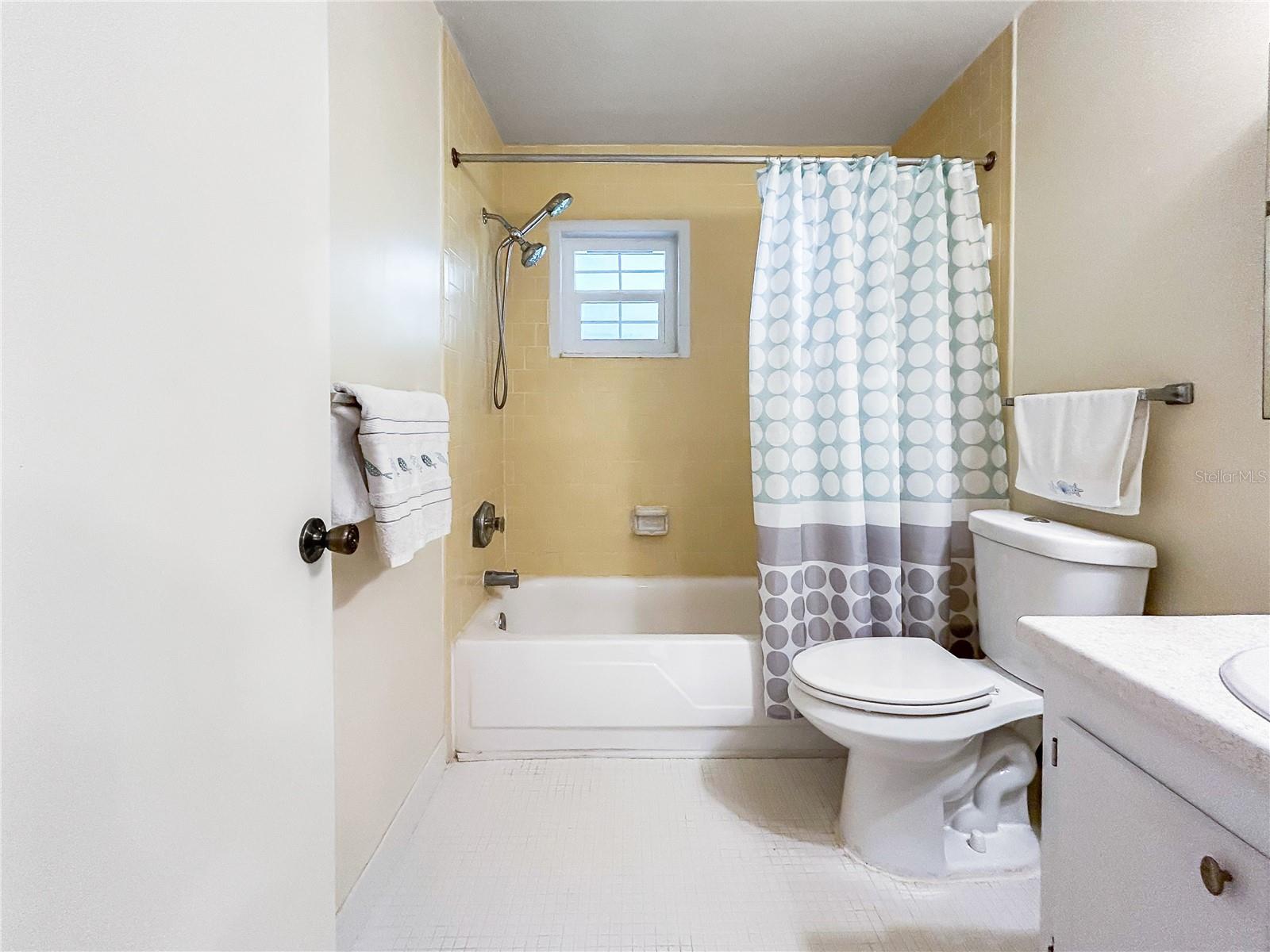 1706 Belleair Forest Drive, FL