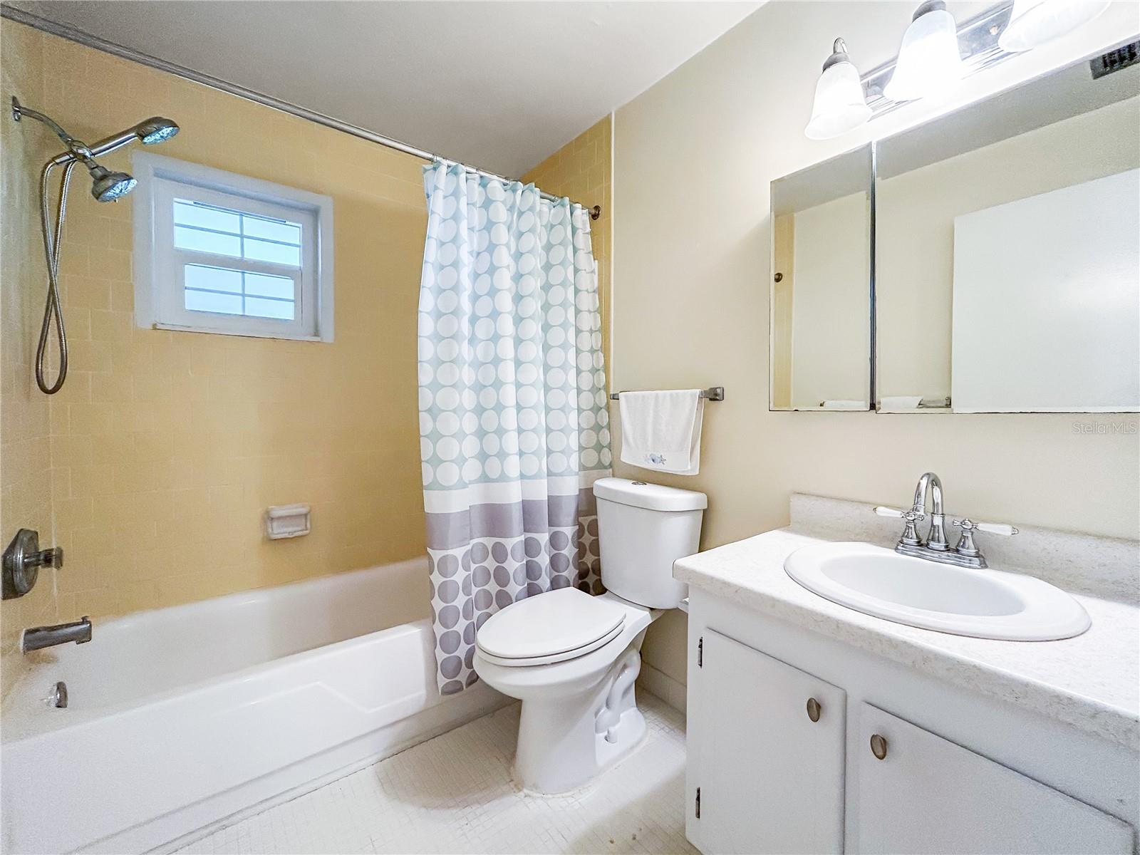 1706 Belleair Forest Drive, FL