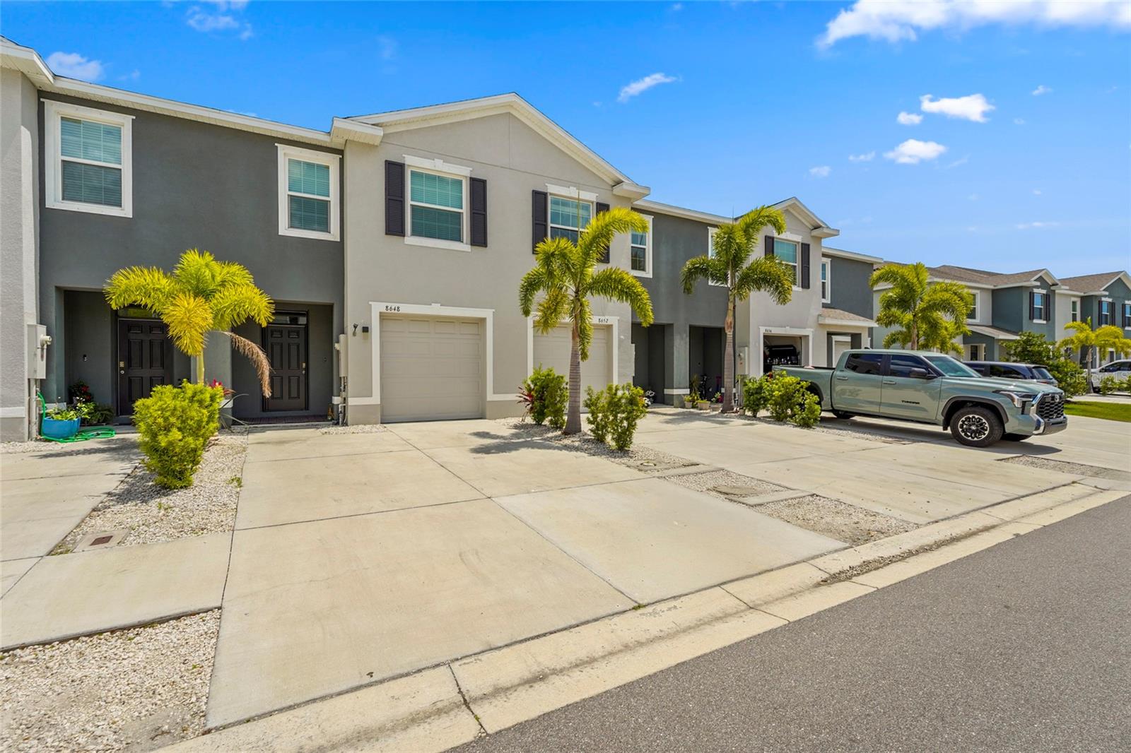 8652 Milestone Dr, FL