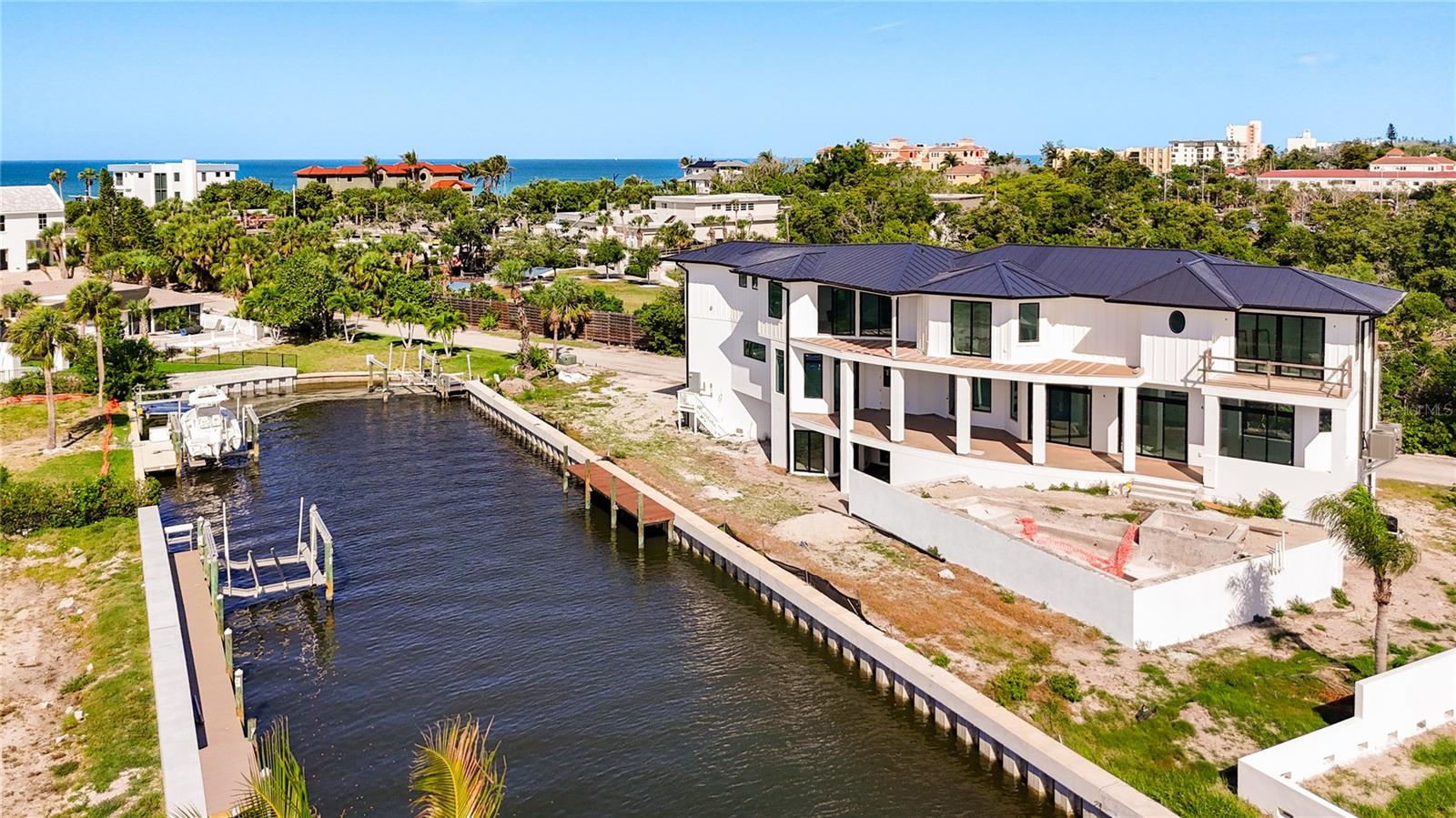 530 Jessmyth Dr, FL