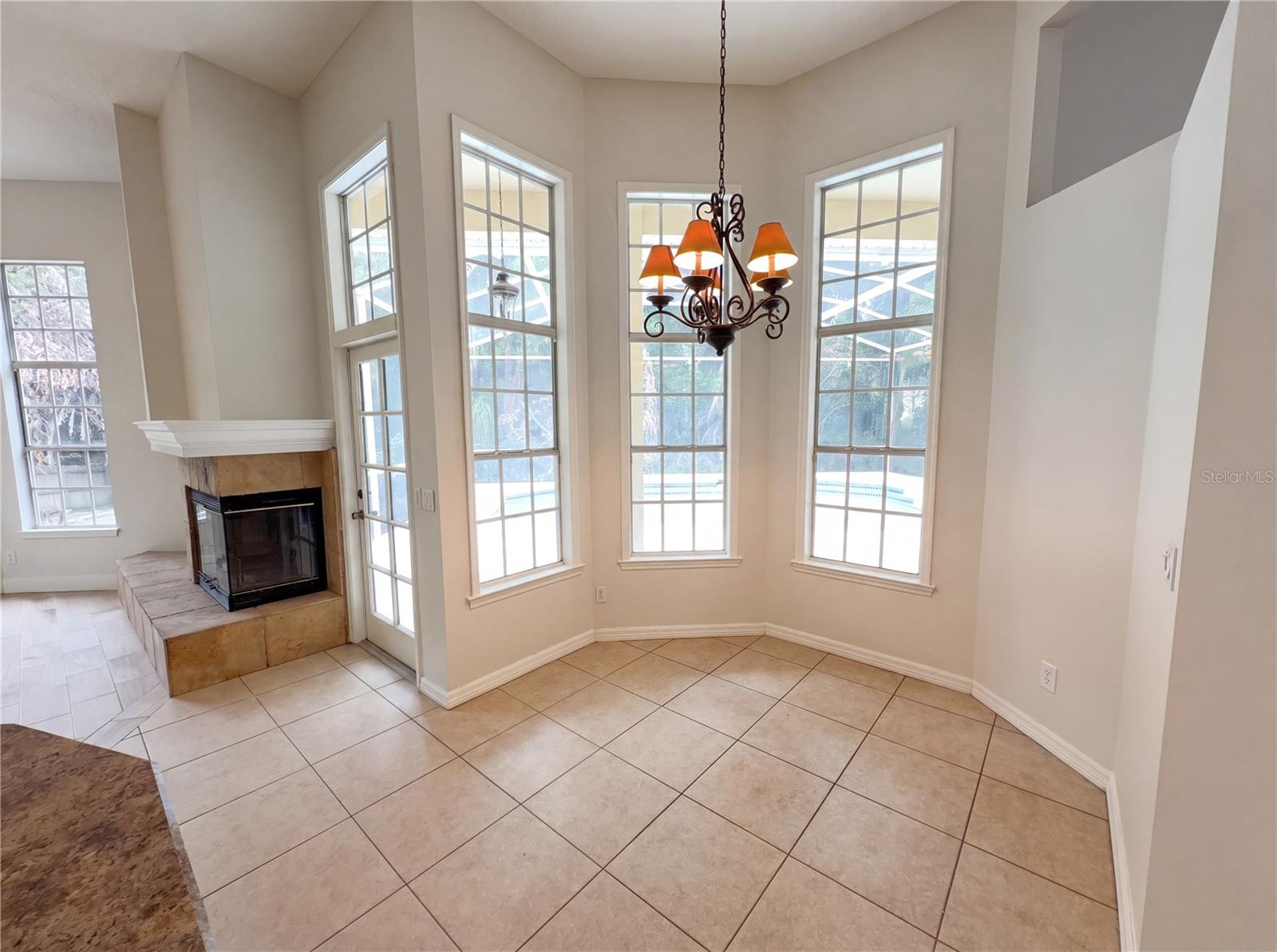 680 Macglenross Drive, FL