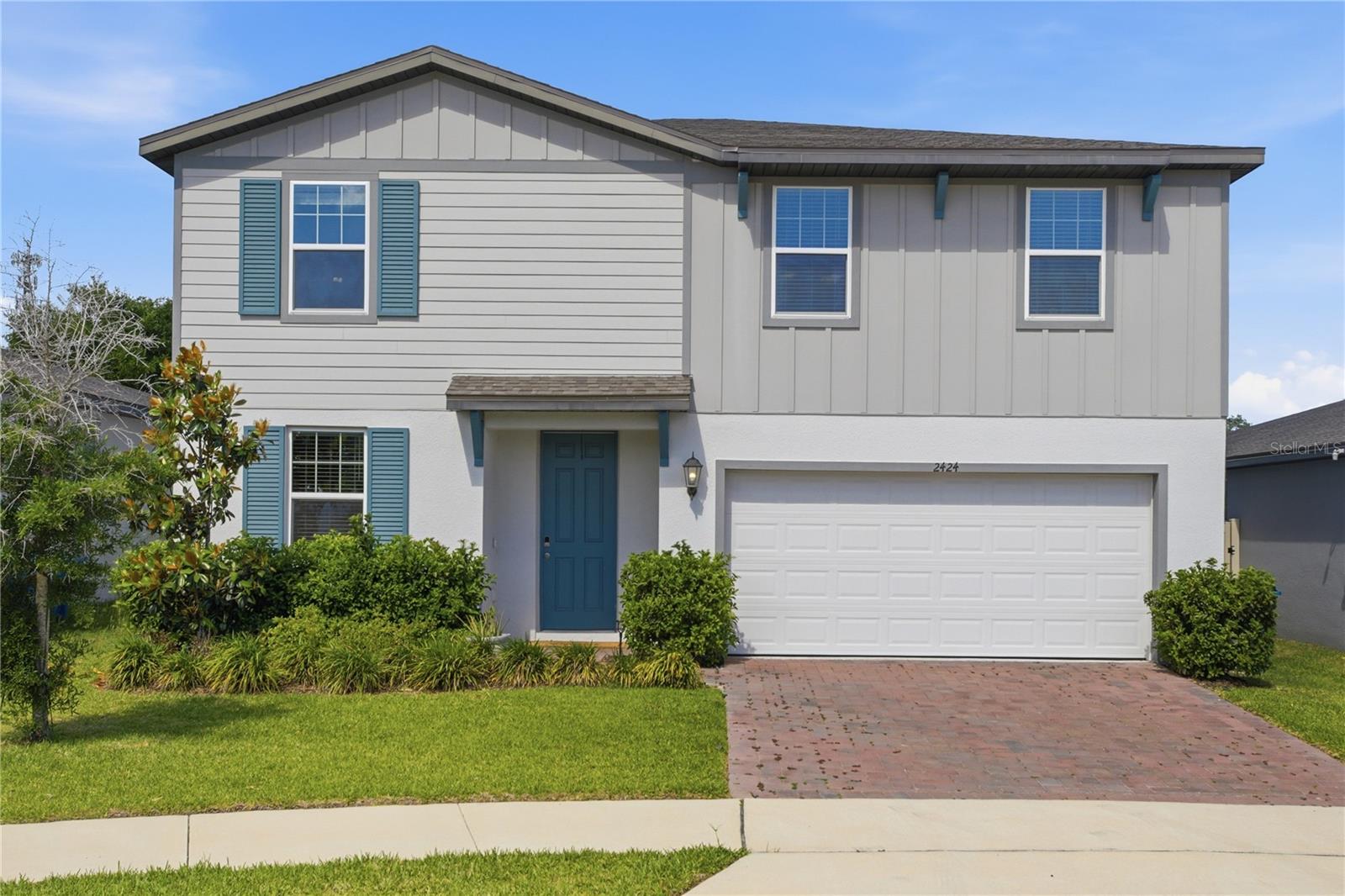 2424 Whitetail, FL