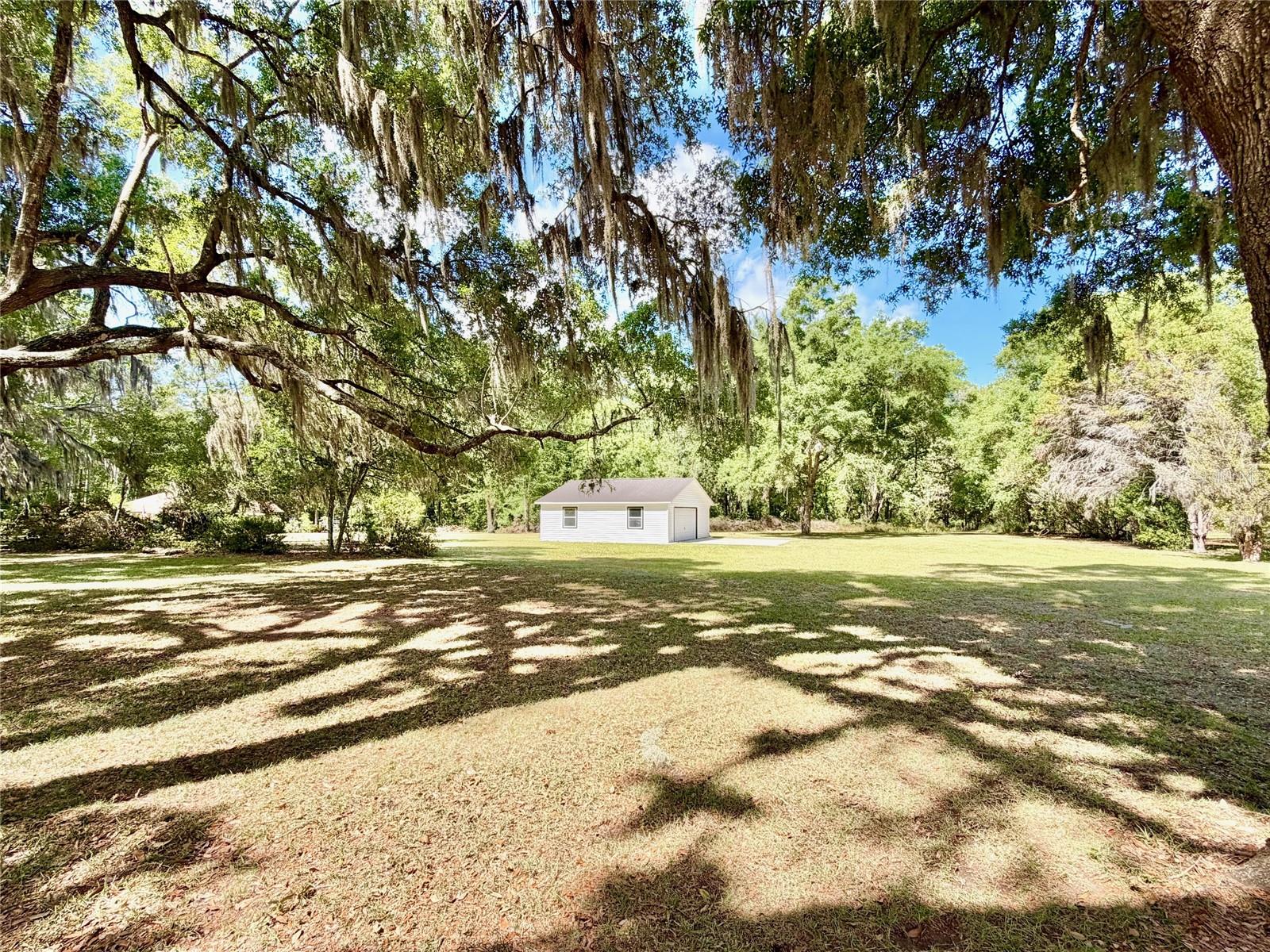 25104 N County Road 1491, FL
