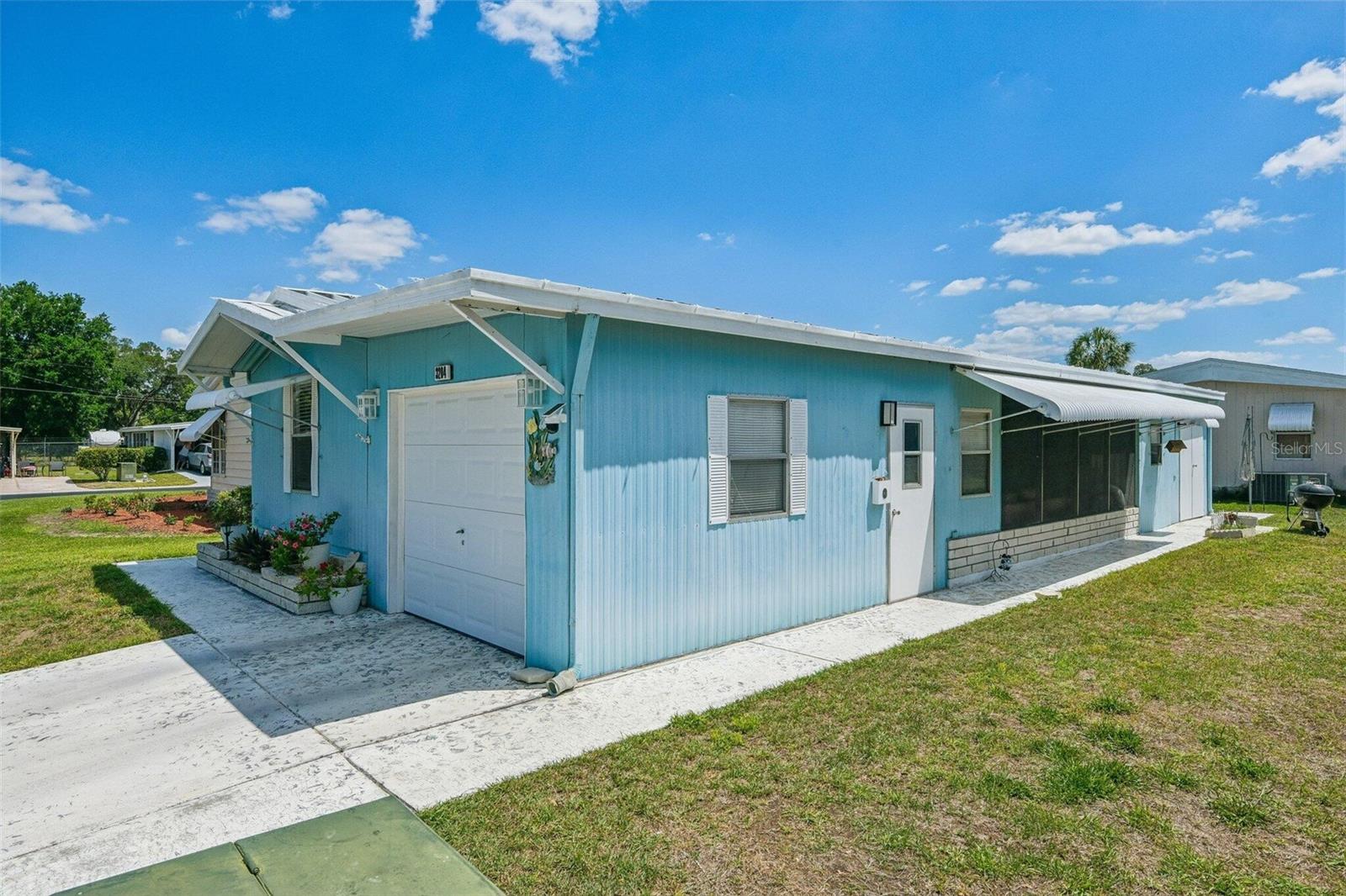 3204 Pond Hollow St, FL