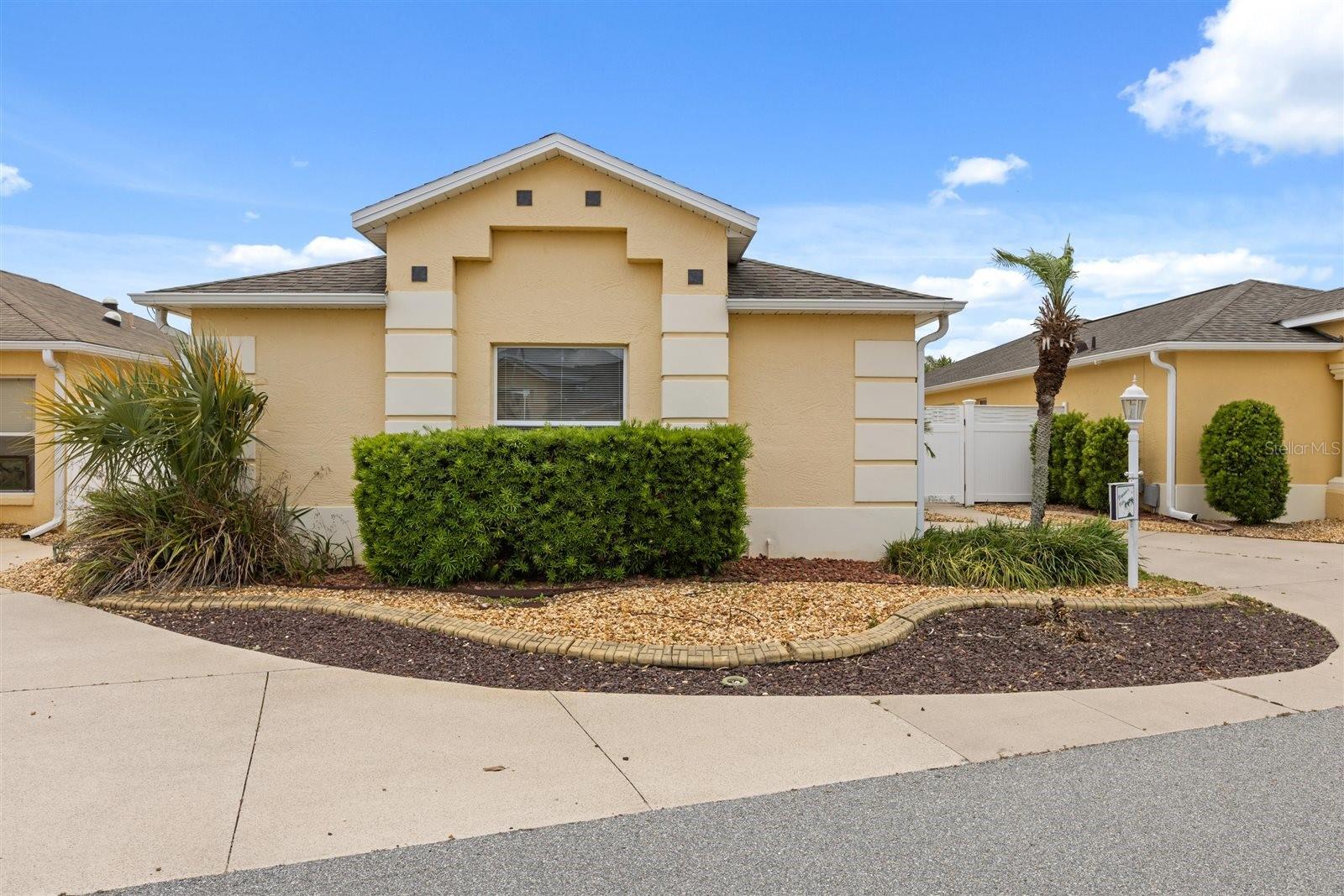 1544 Lime Grove Lane, FL