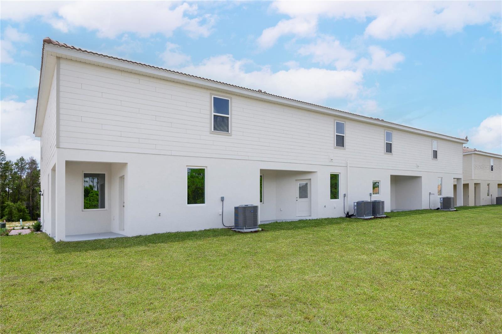 460 Bay Leaf Drive, FL