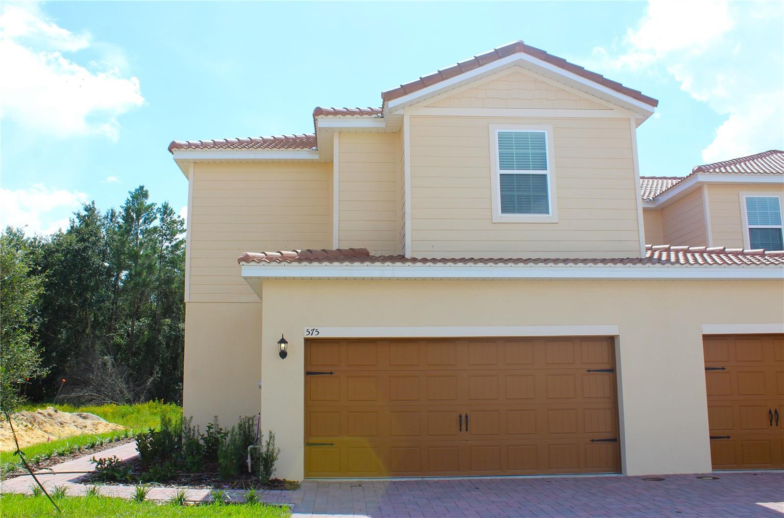 575 Bay Leaf Dr, FL