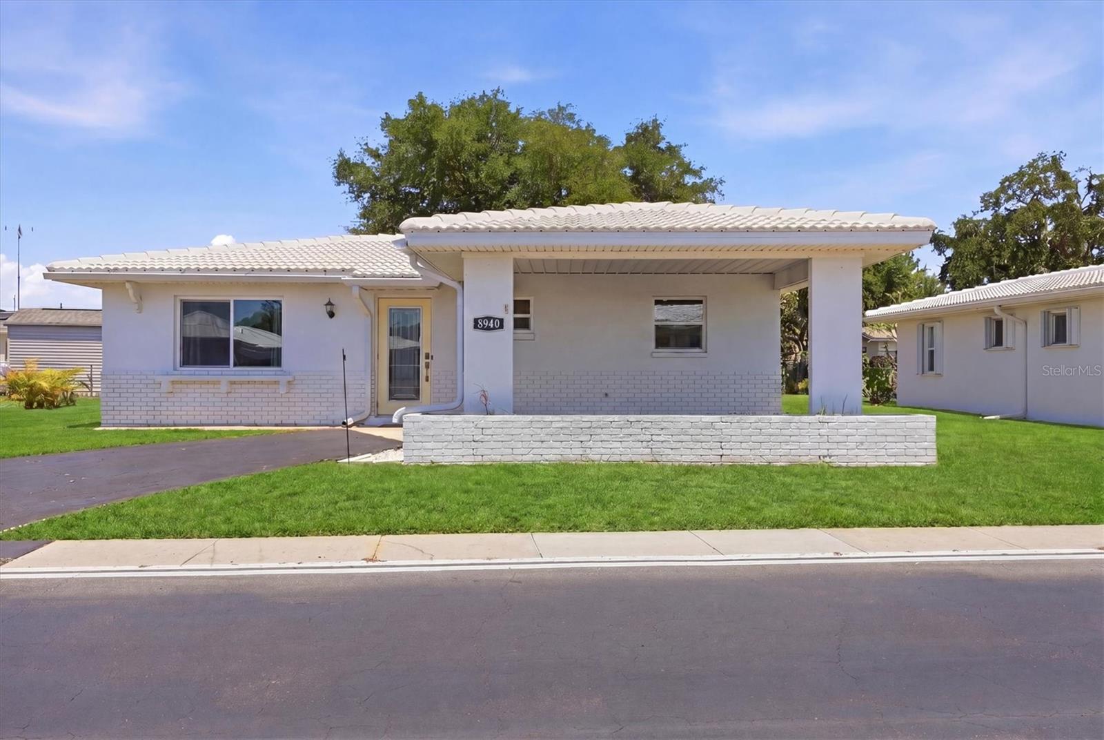 8940 Pickwick Road, FL