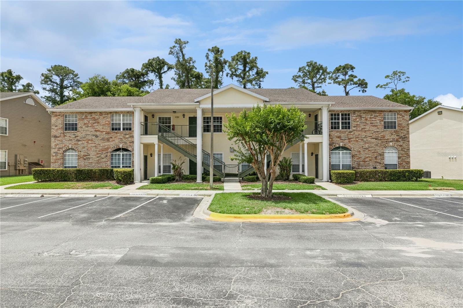 145 Reserve Circle, FL