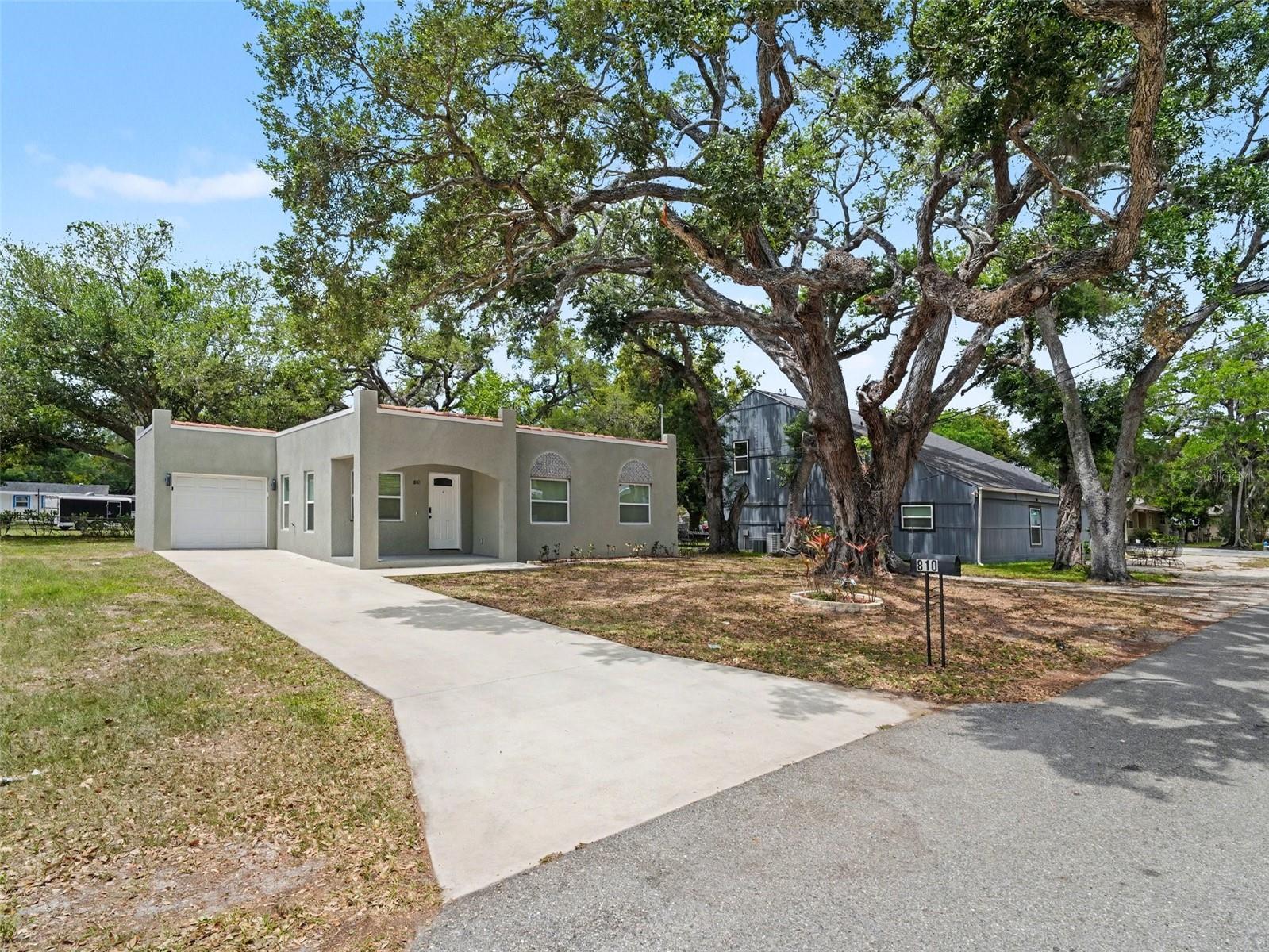 810 21st Street, FL