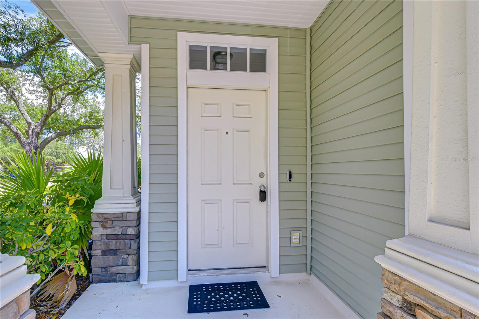 12473 Country White Circle, FL