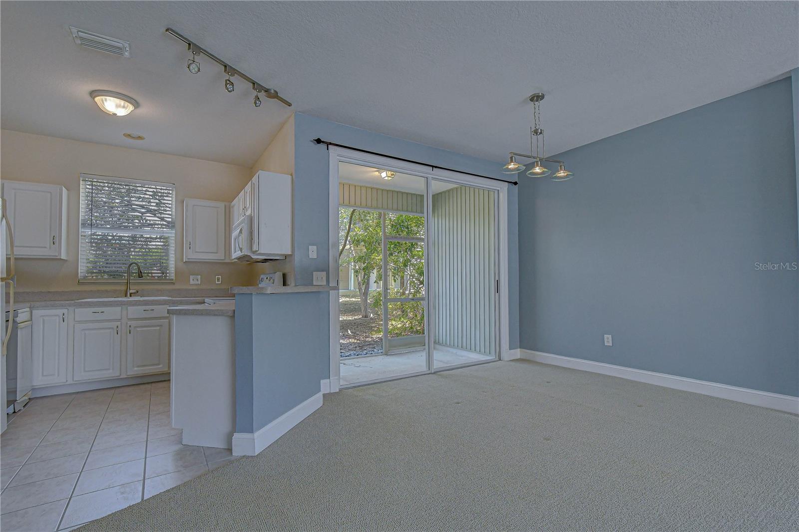 12473 Country White Circle, FL