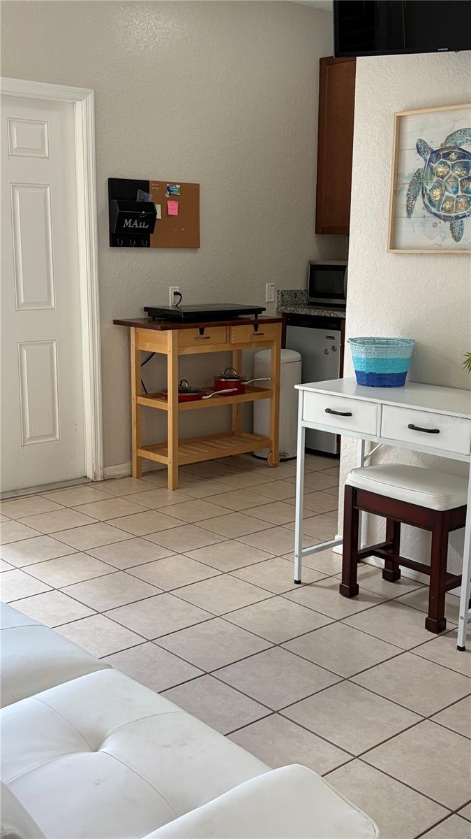 389 Nolane Lane, FL