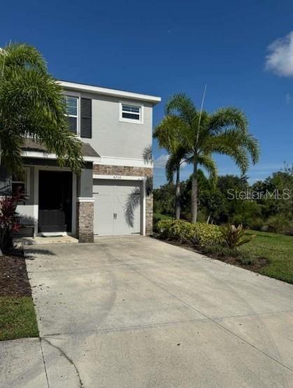 8708 Ice Wine St, FL