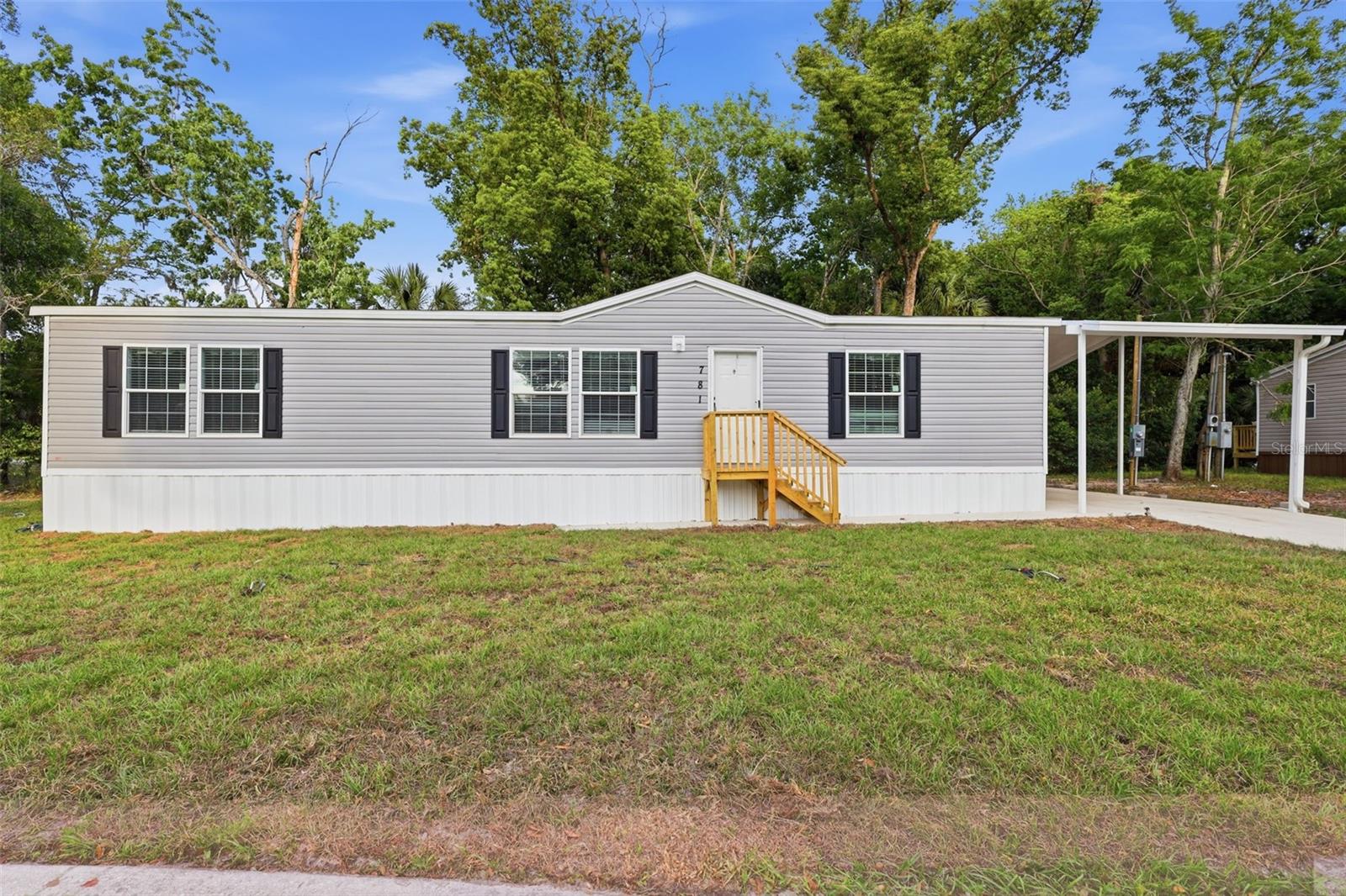 781 Bayou Dr, FL