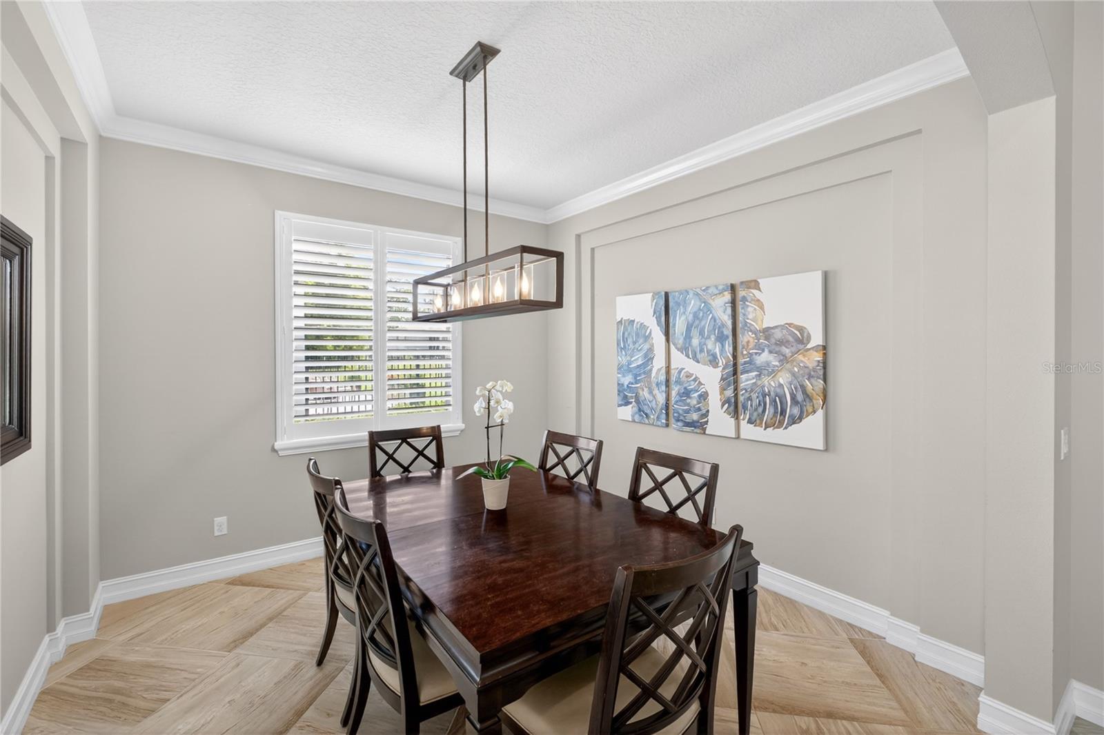 863 Oakbranch Place, FL
