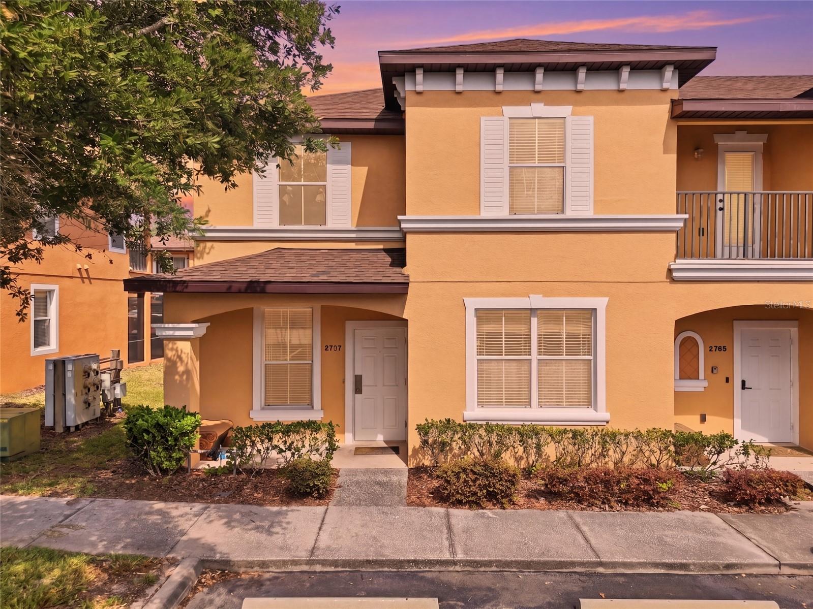 2707 Camaro Dr, FL