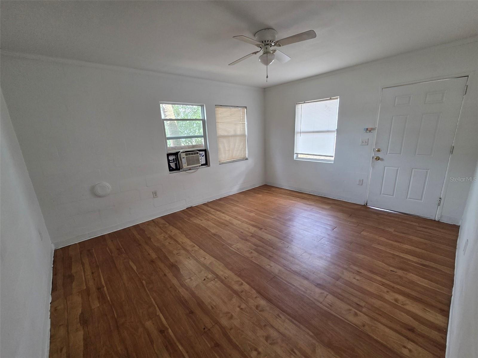 5214 7 Th Street, FL