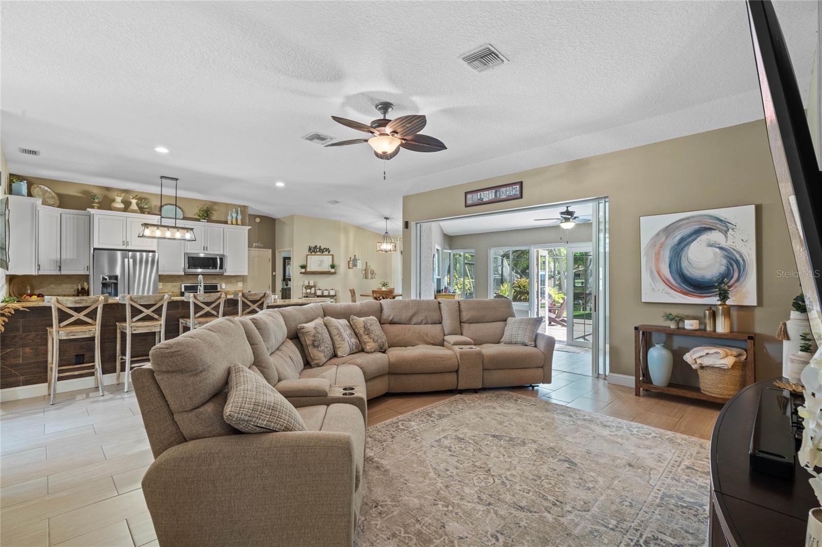 11516 Lyons Court, FL