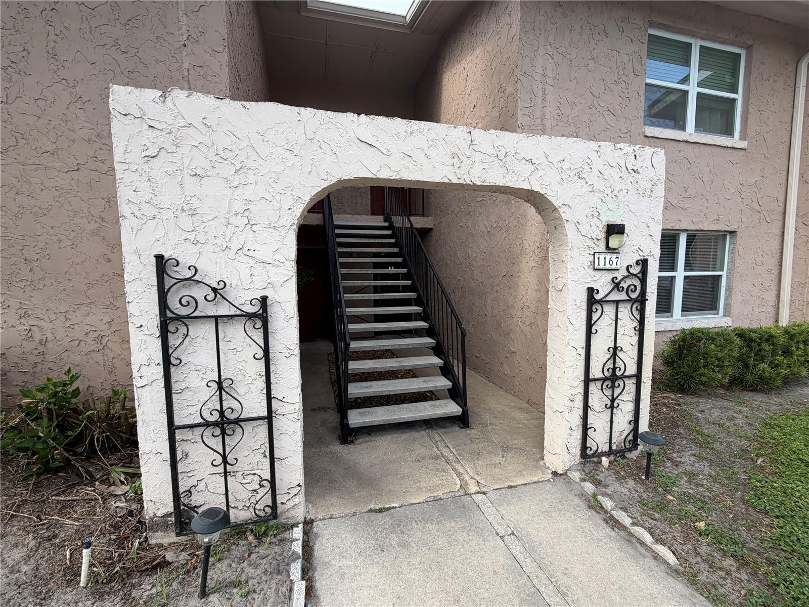 1167 Calle Del Rey #A, FL