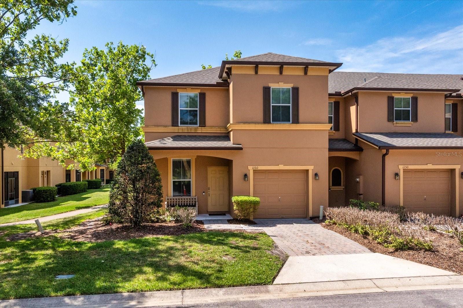 1160 Twin Trees Ln, FL