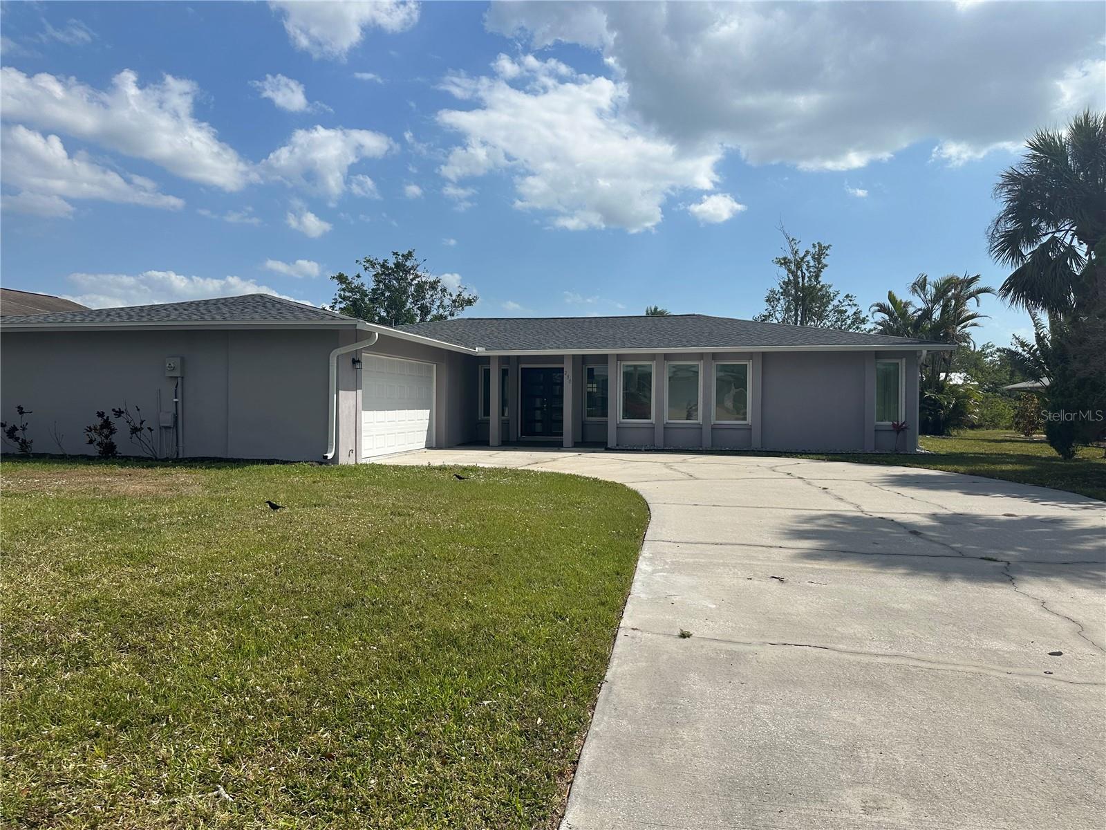 230 Annapolis Ln, FL