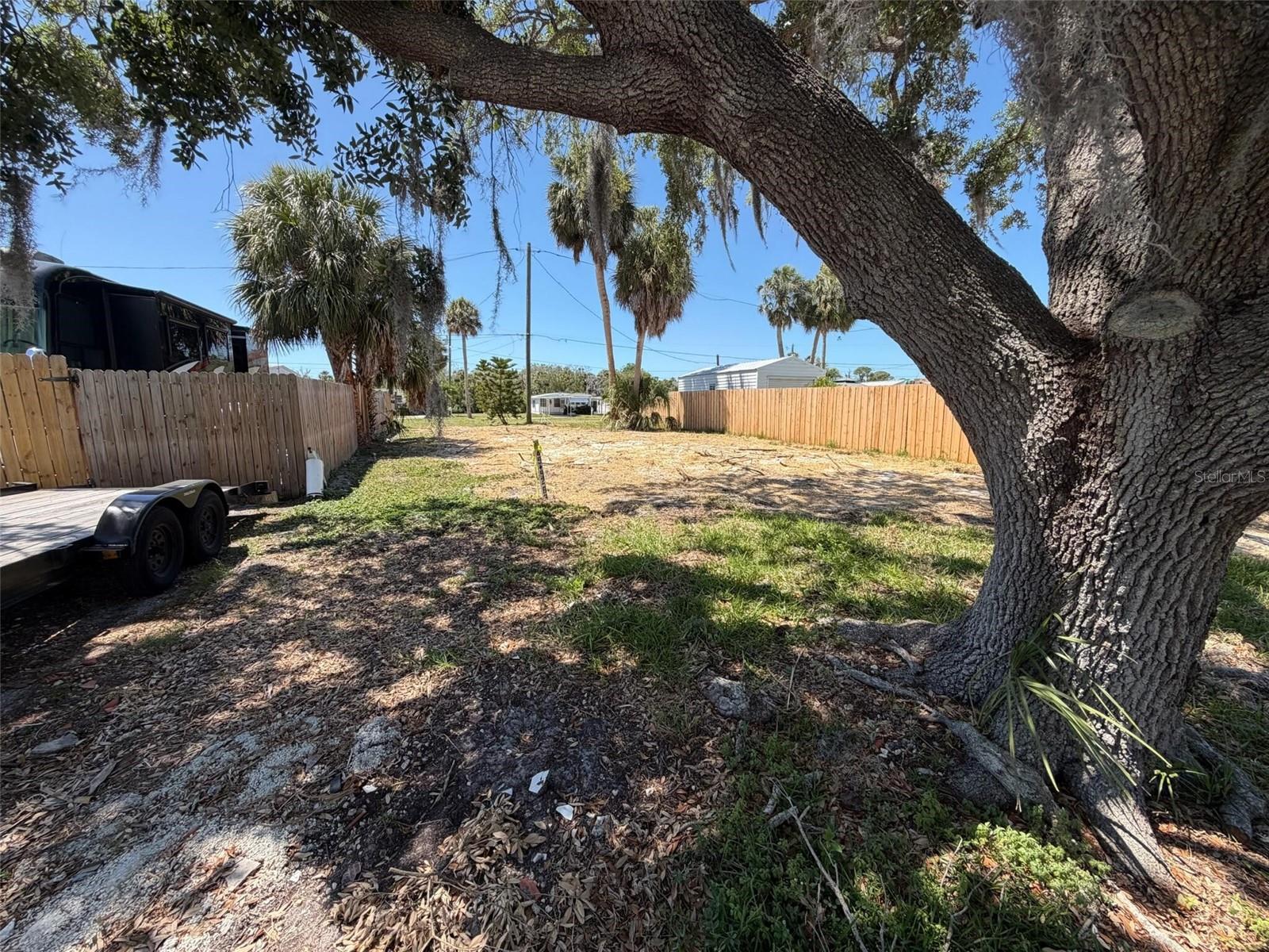 6825 Garden Dr, FL