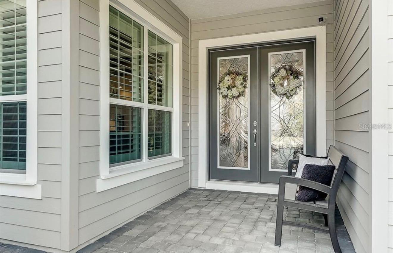 548 Regatta Way, FL