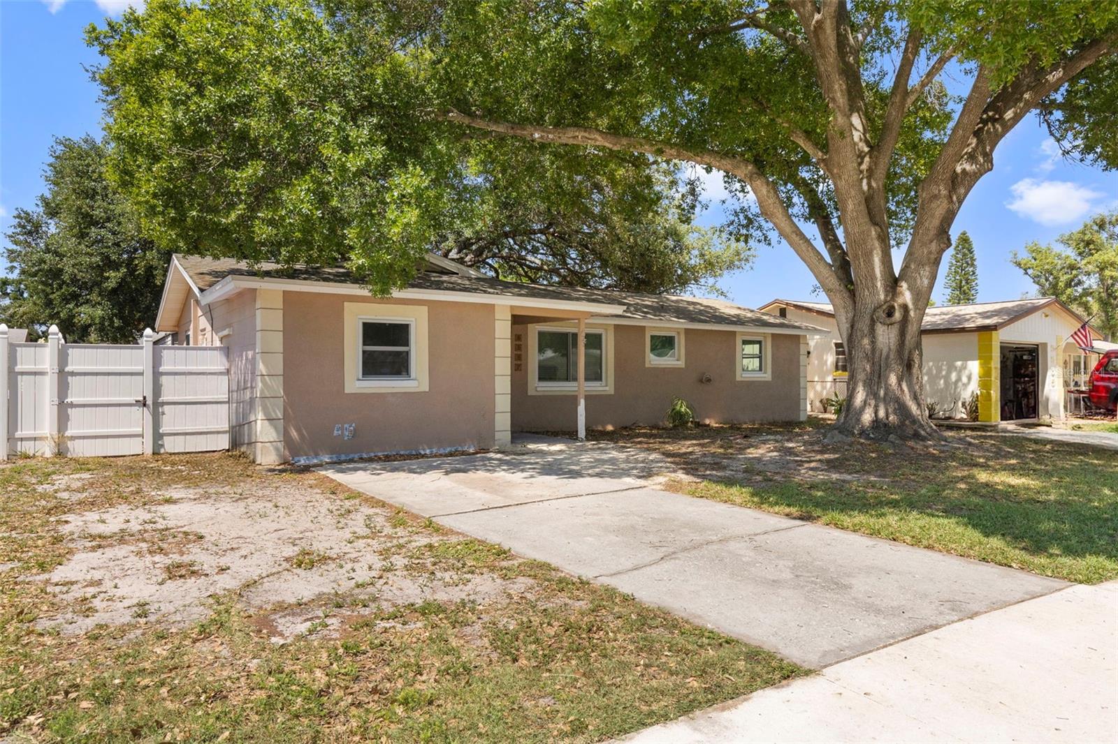 5557 146th Terrace, FL