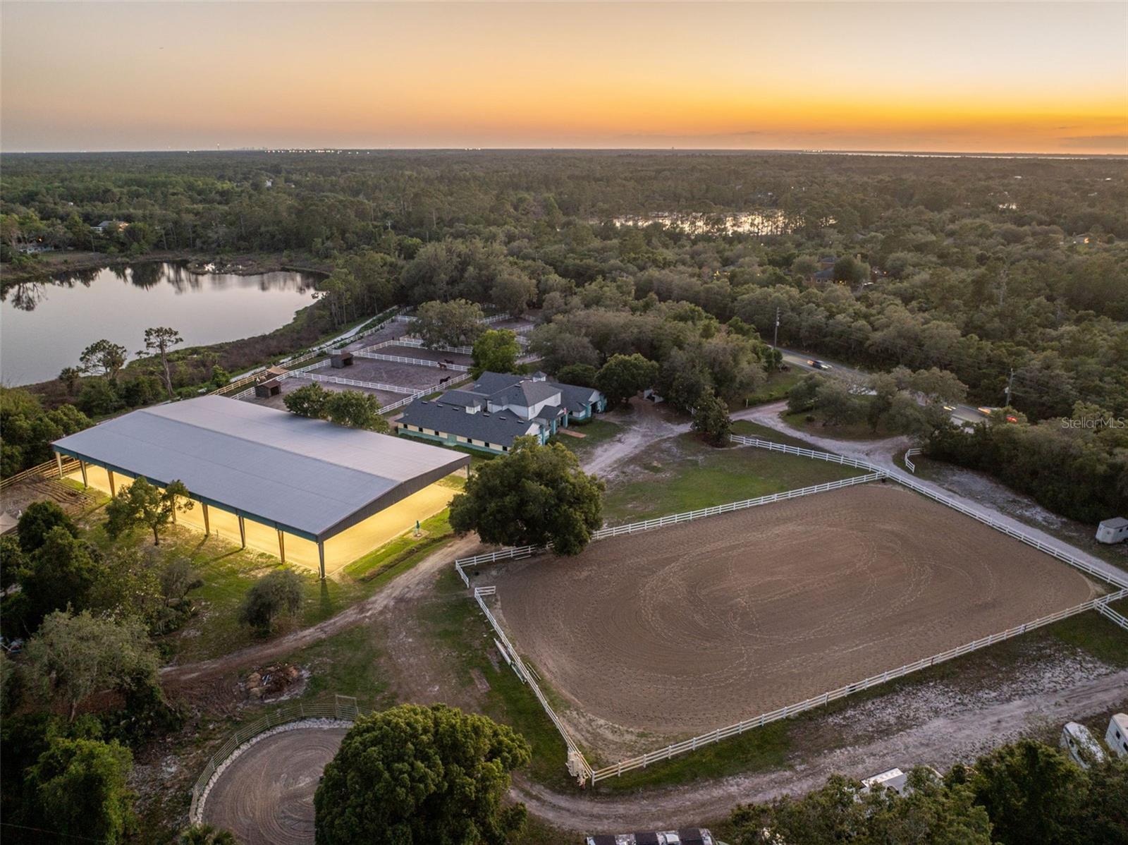 3287 N County Road 426, FL