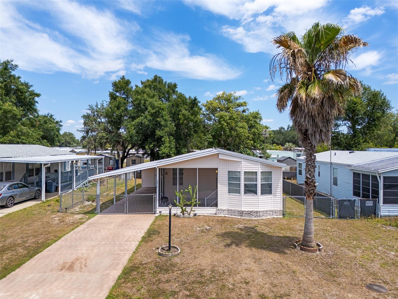 38052 Lawanda Loop, FL