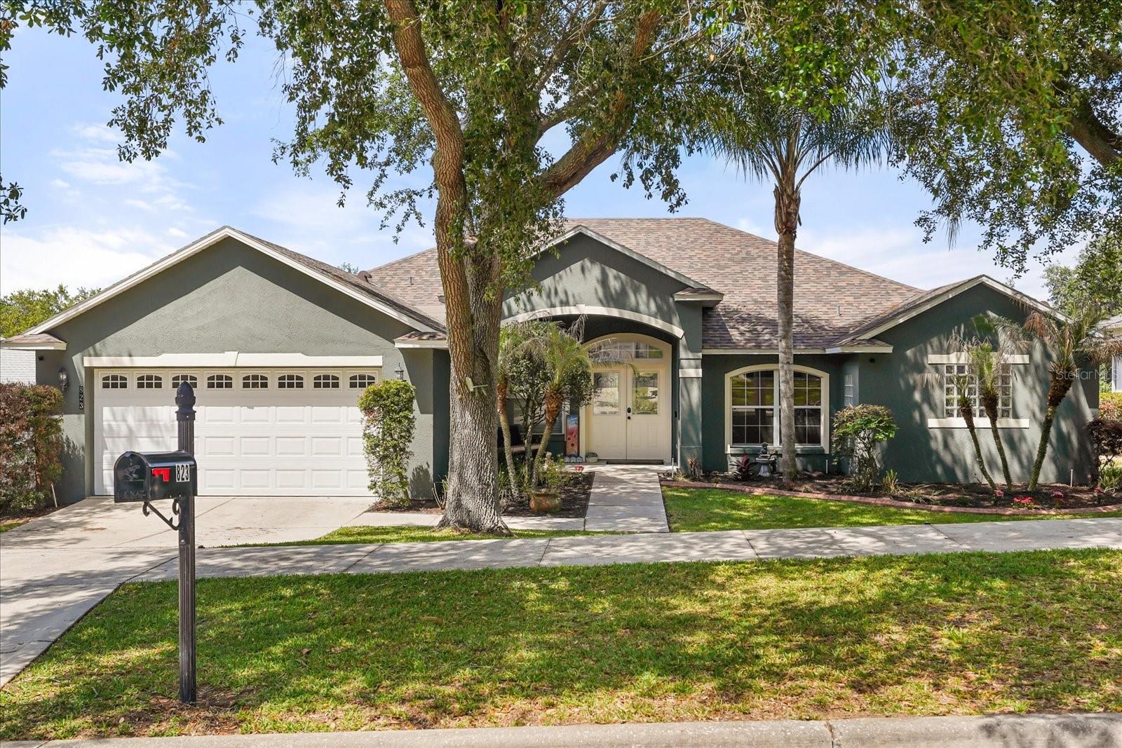 823 Princeton Drive, FL